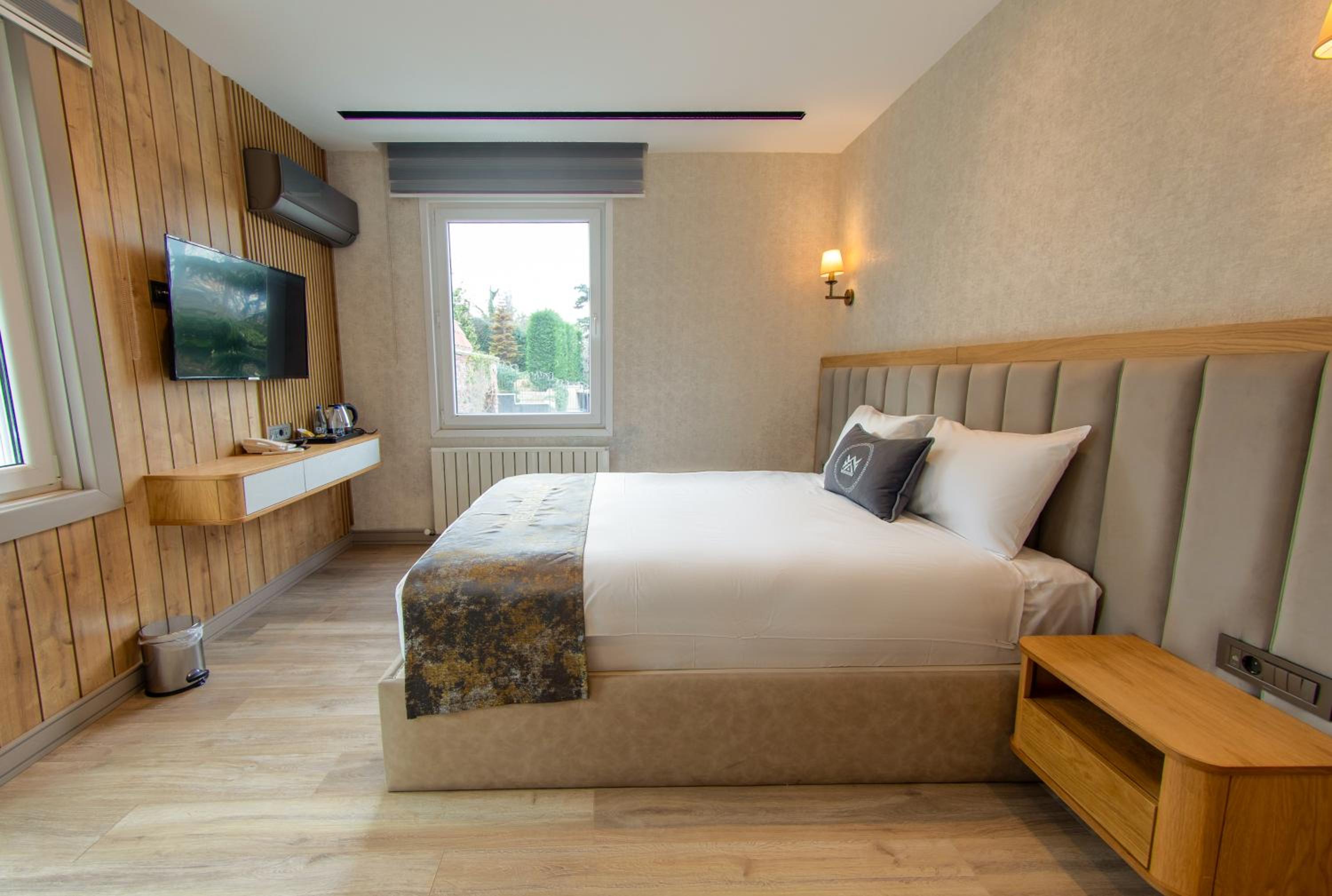 Standard Double Room photo 3