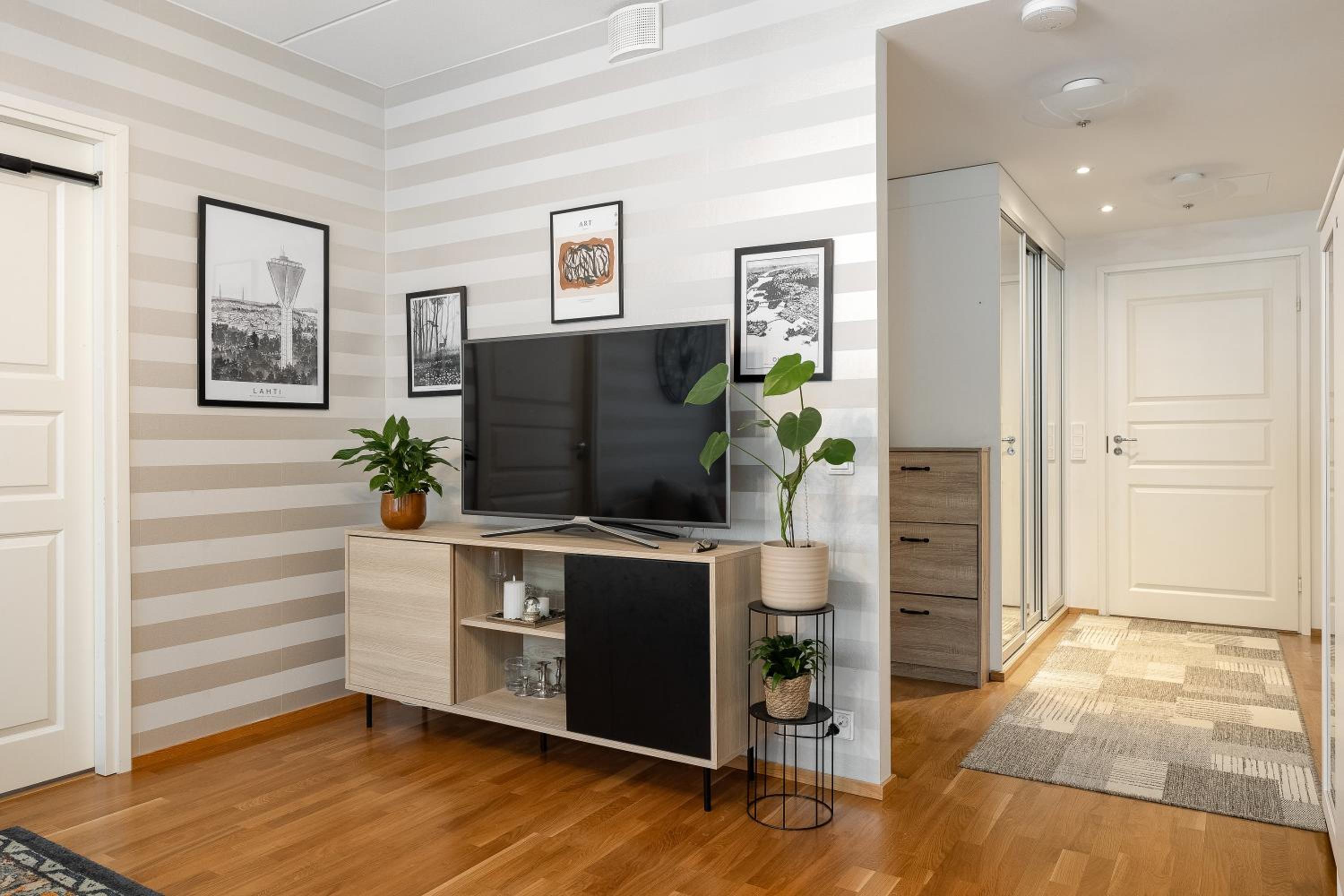 Basic Triple Room photo 2