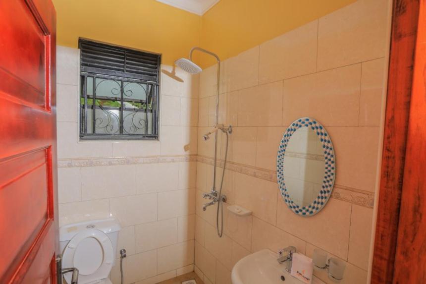 Double Or Twin Room photo 1