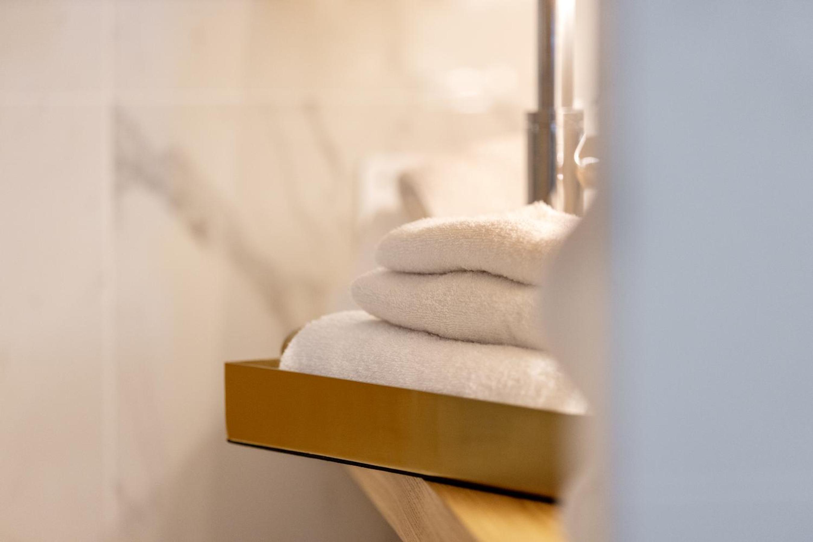 Junior Suite Queen - Photo 7