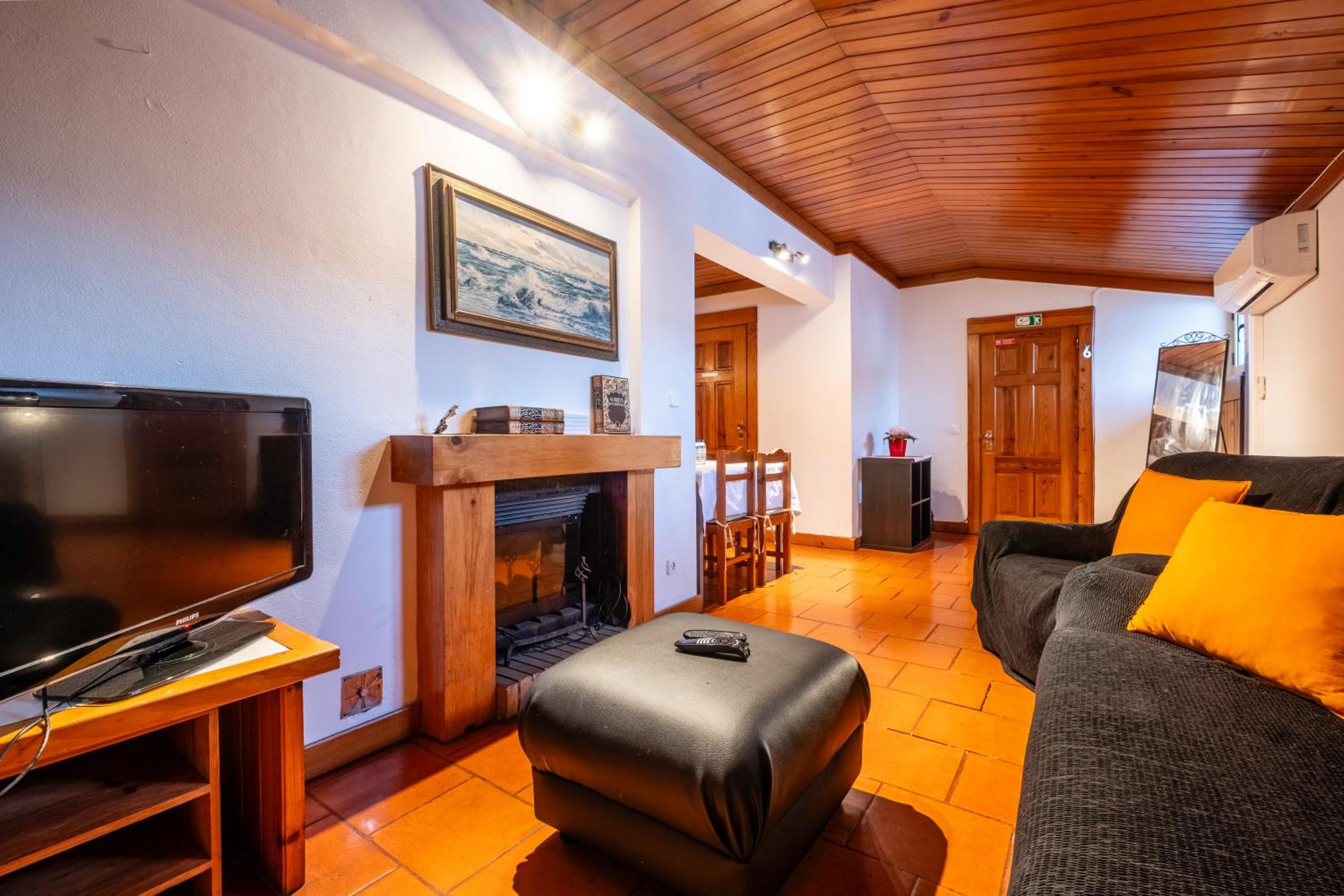 Deluxe Suite - Photo 5
