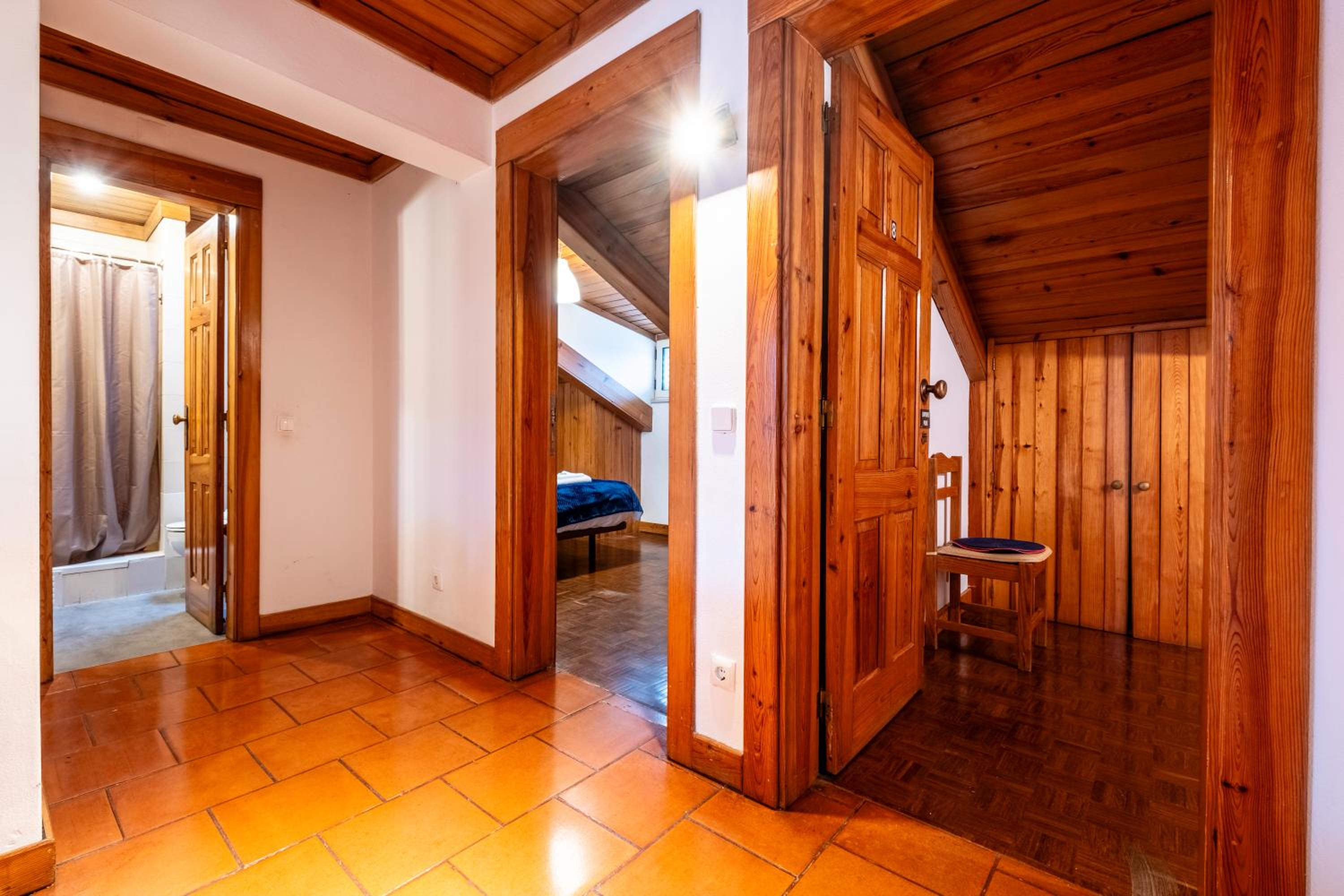 Deluxe Suite - Photo 10