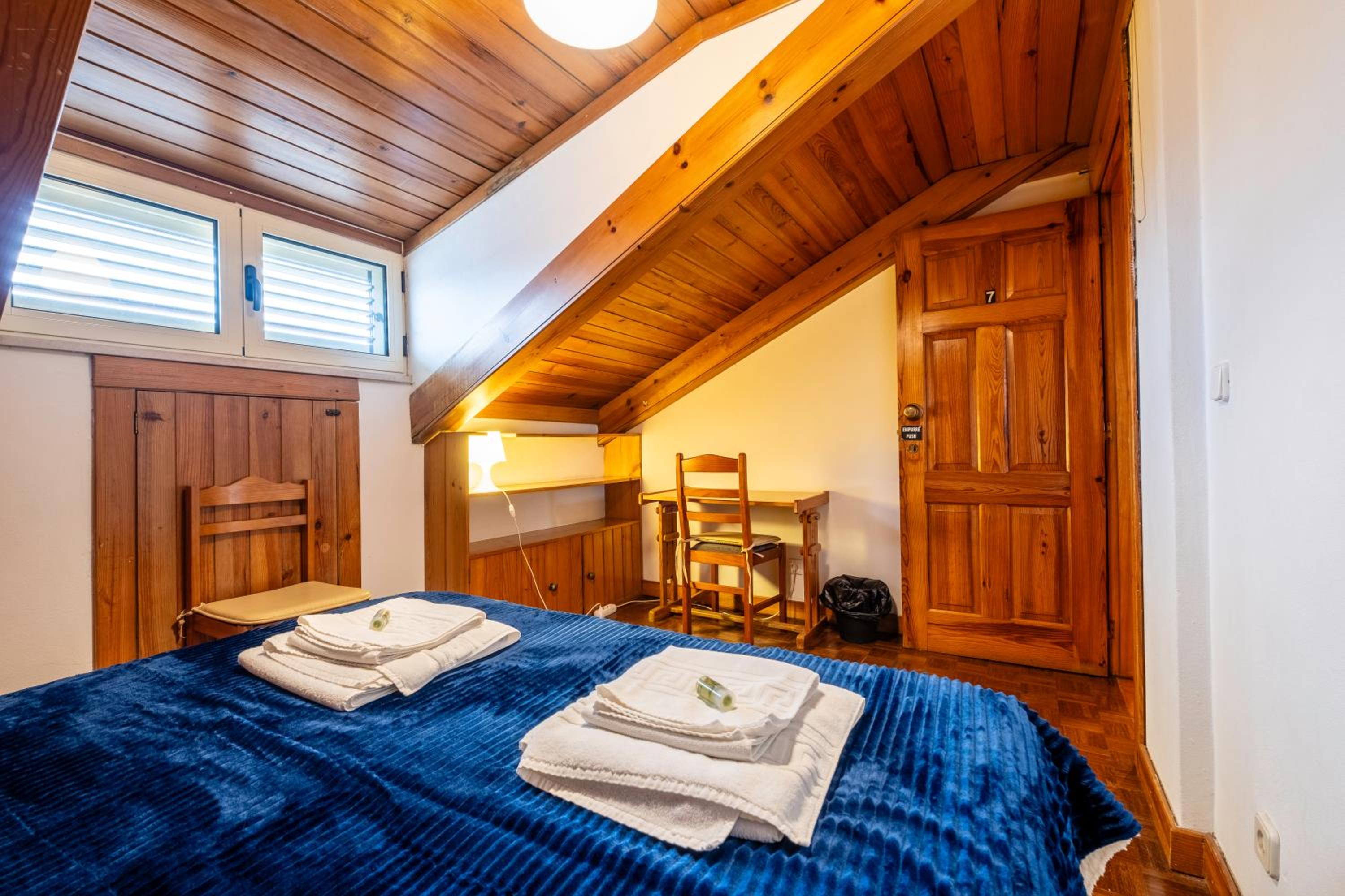 Deluxe Suite - Photo 8