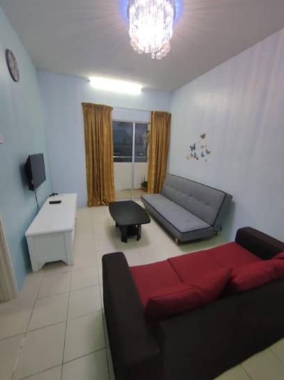 Three-Bedroom Apartment photo 1