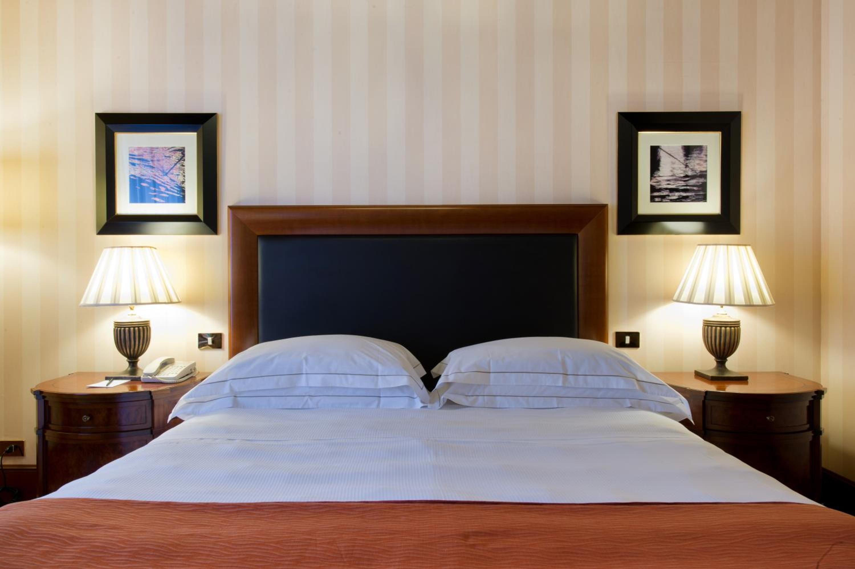 King Room thumbnail 6