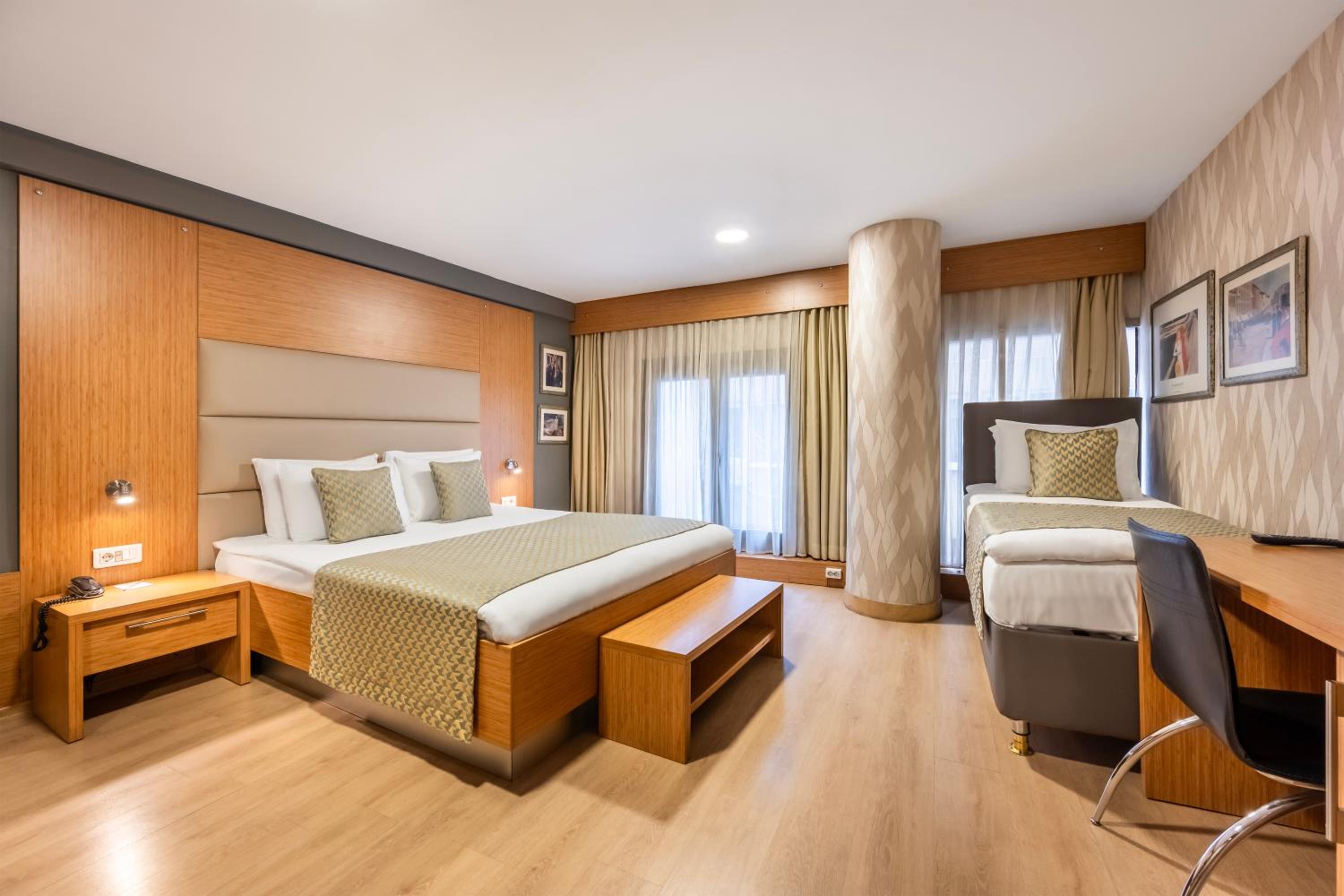 Comfort Triple Room photo 2