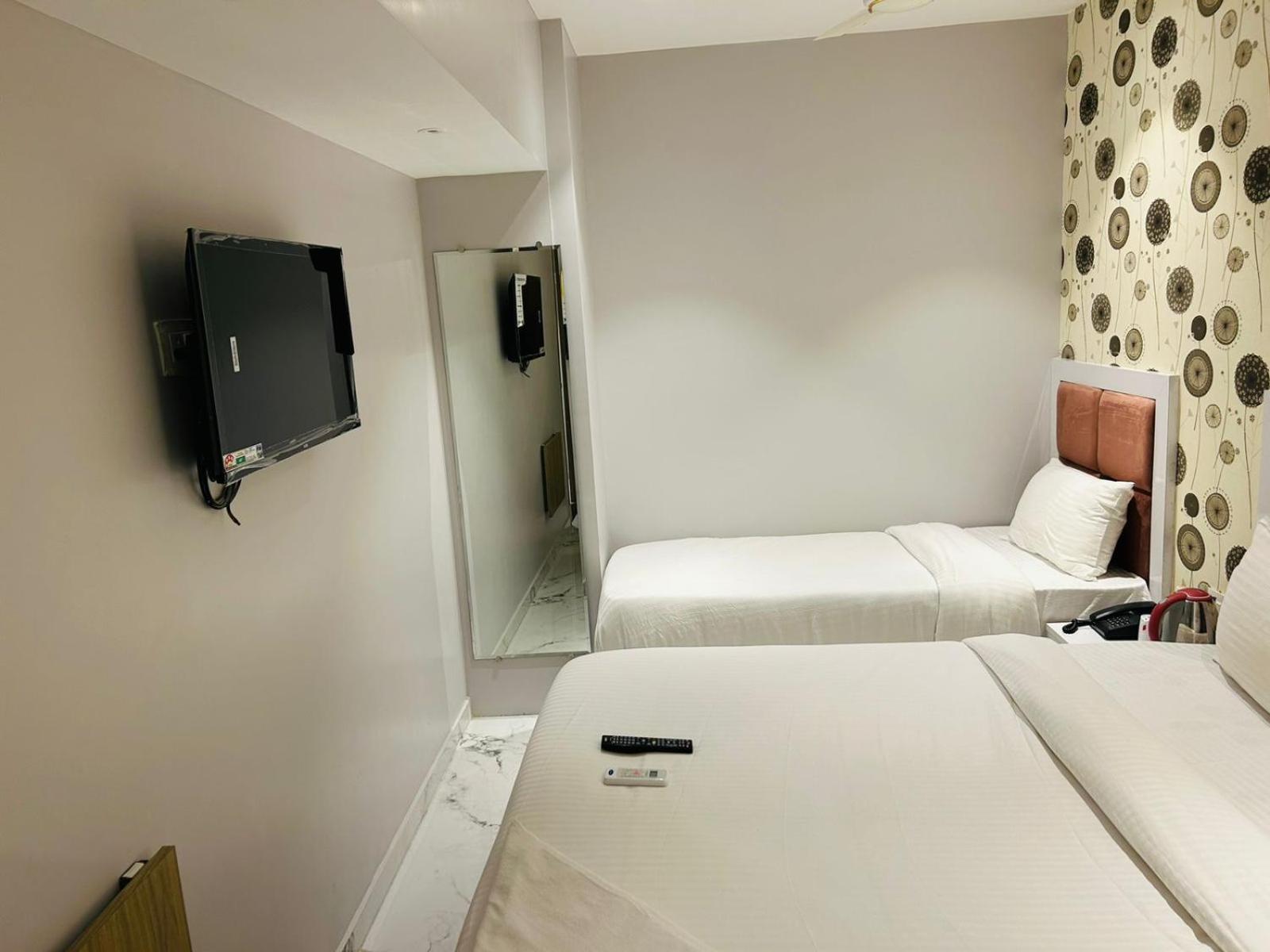Triple Room - Photo 7