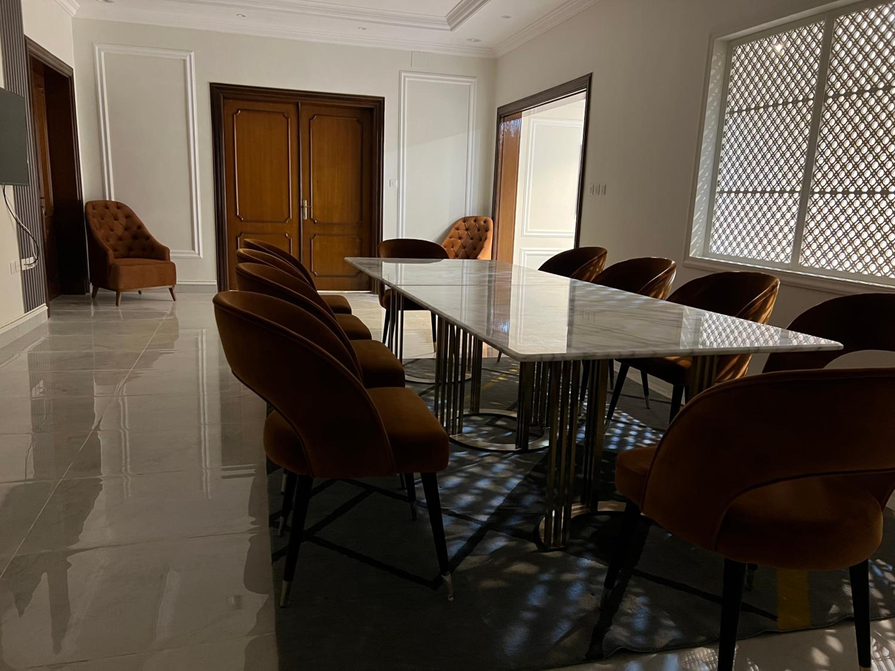 Apartment - Photo 25