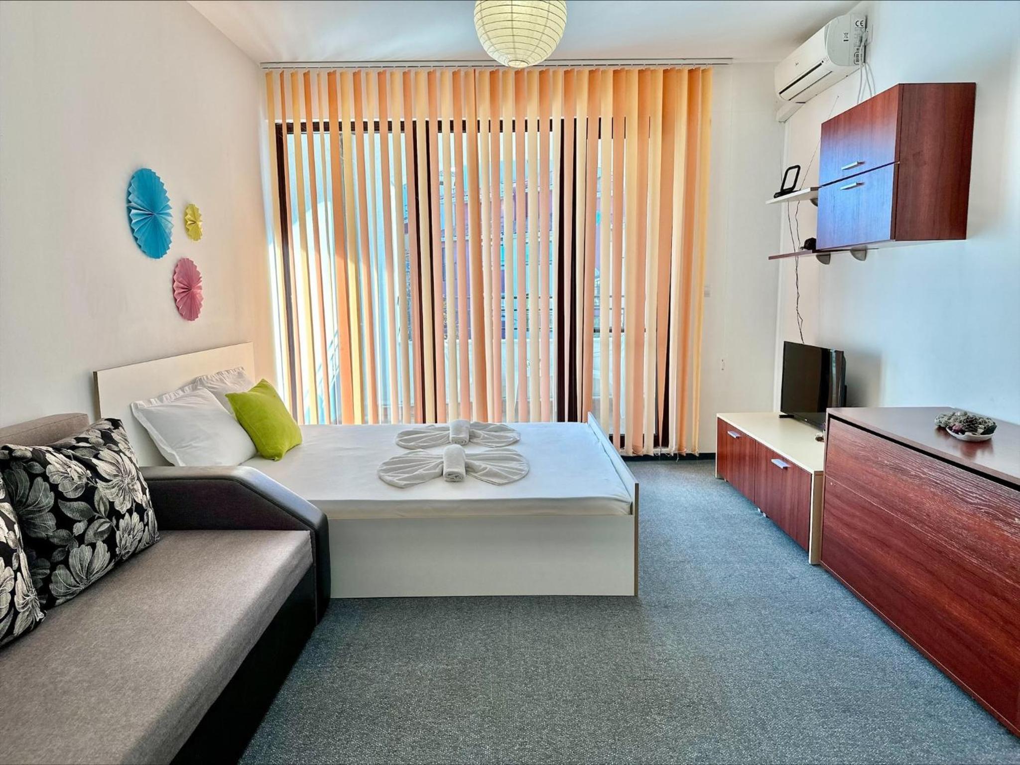 King Studio with Sofa Bed photo 3