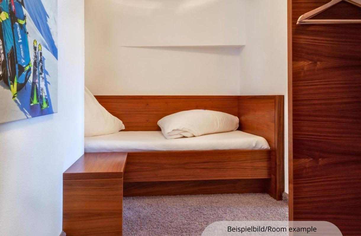Three-Bedroom Apartment photo 2
