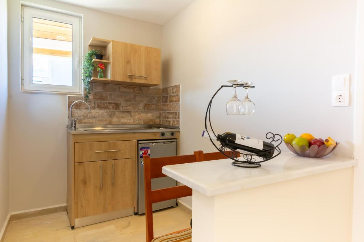 Studio with Garden View