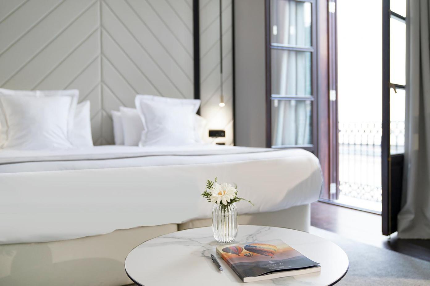 Singular Junior Suite