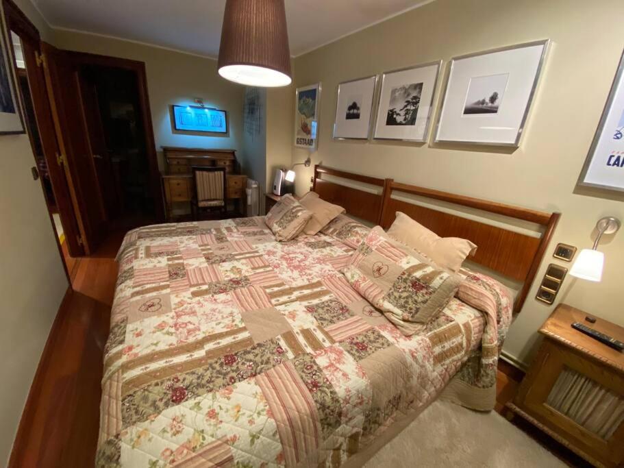 Three-Bedroom Apartment photo 2