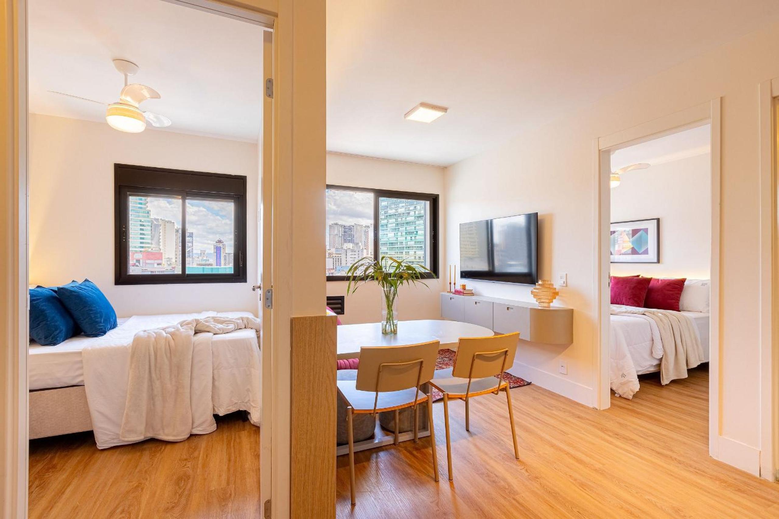 Two-Bedroom Apartment - Photo 35