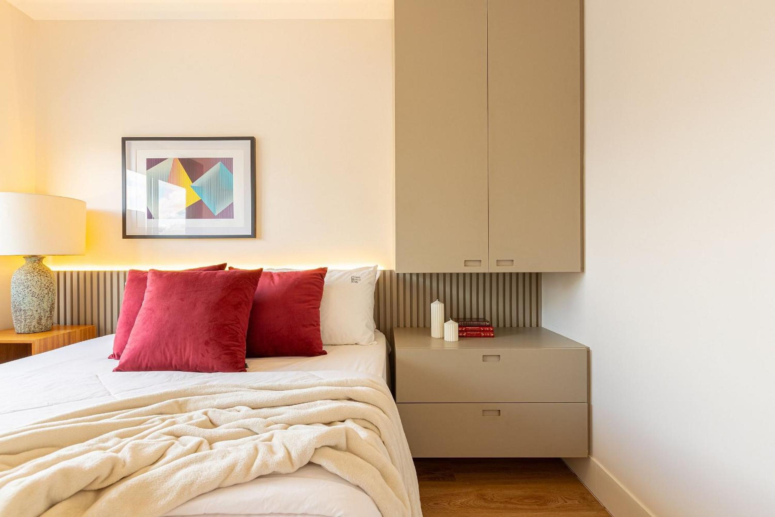 Two-Bedroom Apartment - Photo 42