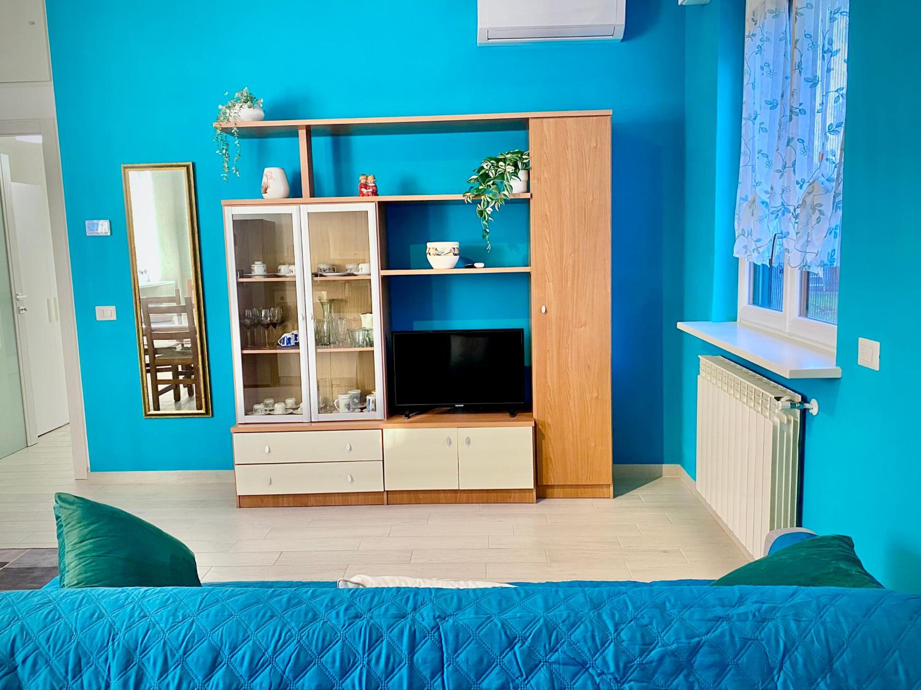 One-Bedroom Apartment photo 3