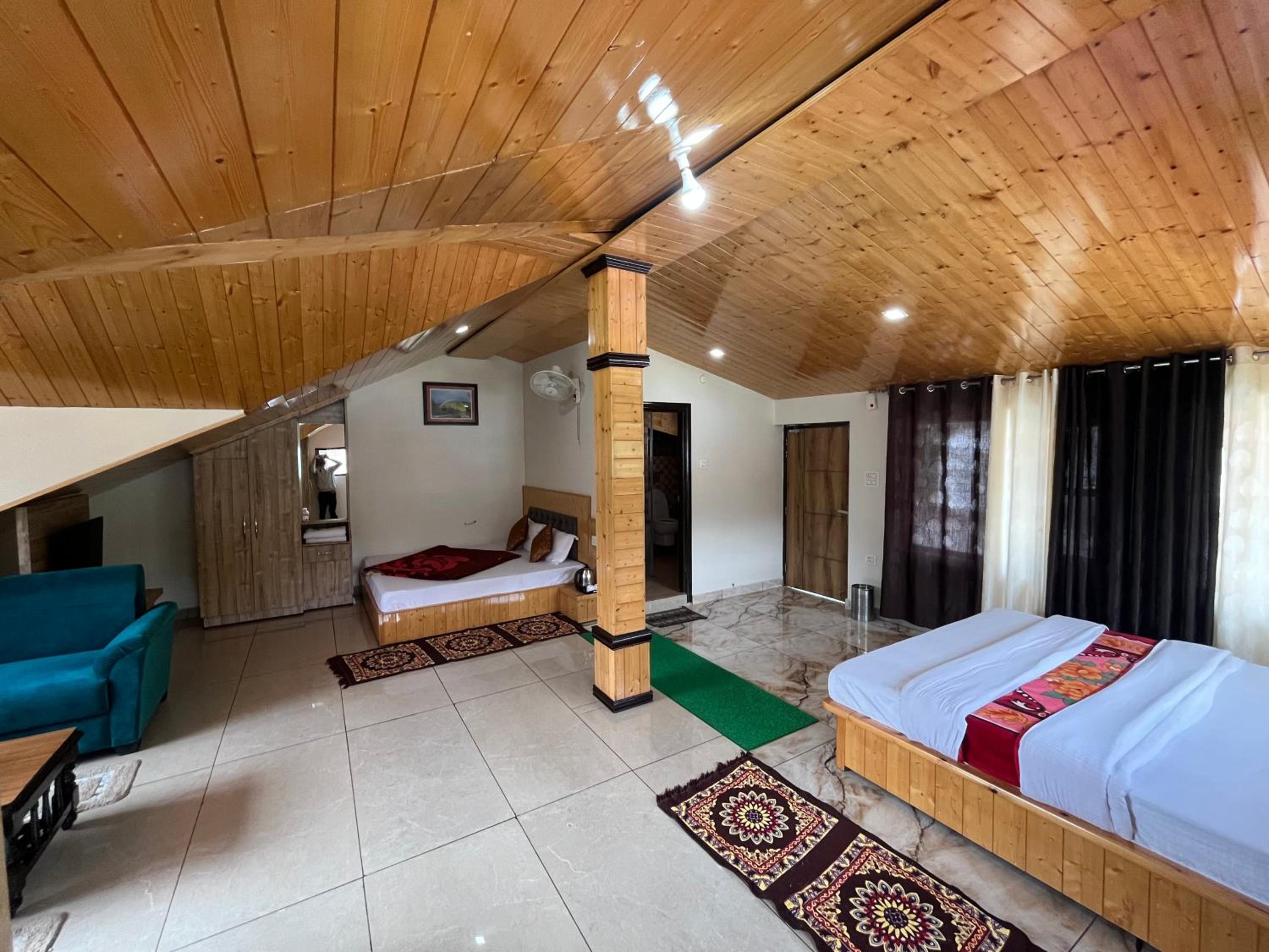Family Room with Terrace photo 1