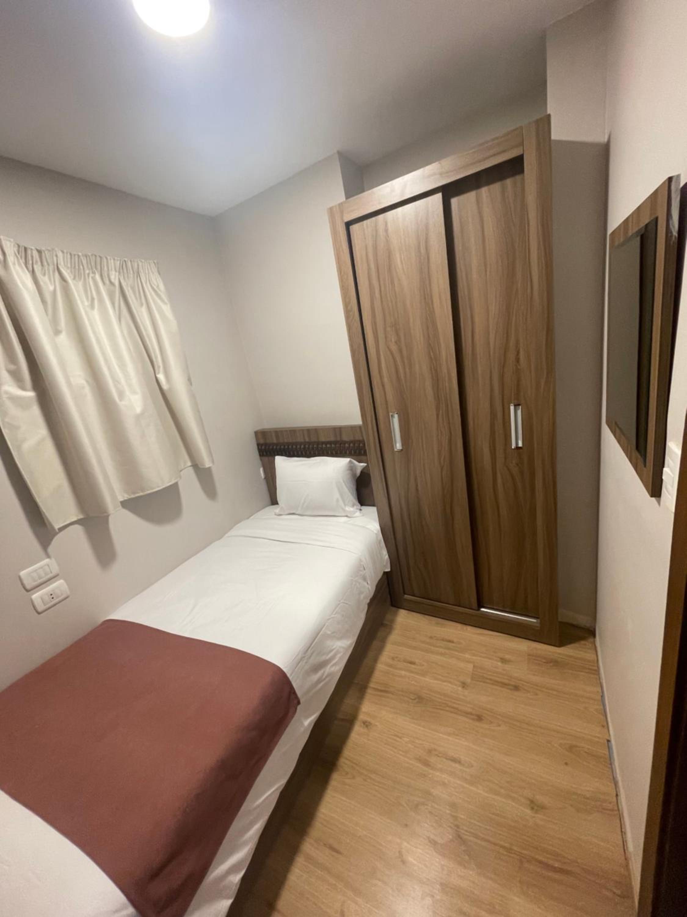 Small Single Room