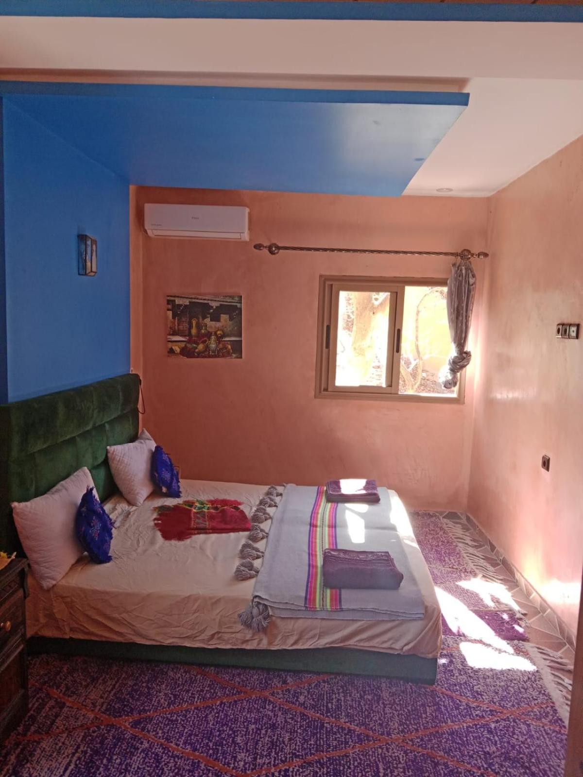 Budget Double Room - Photo 3