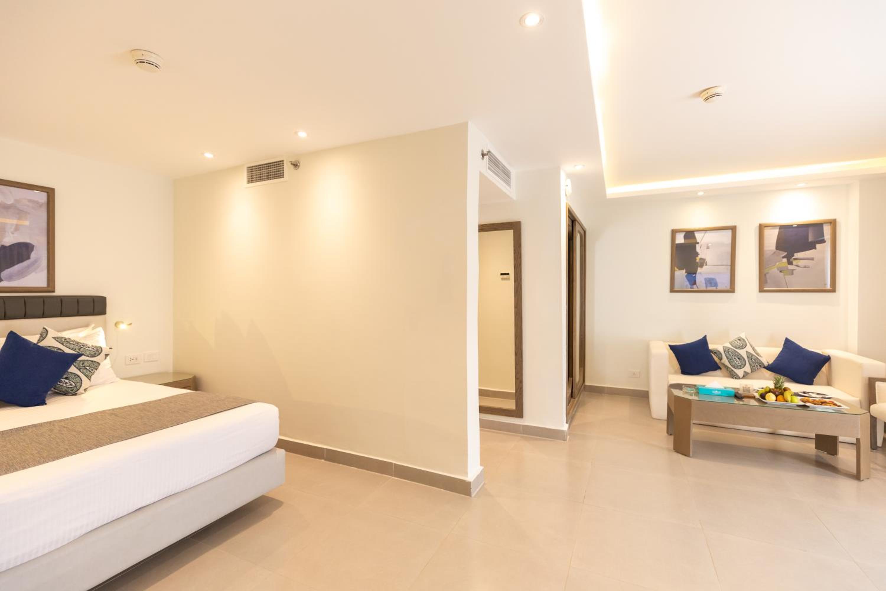 Junior Suite - Photo 2