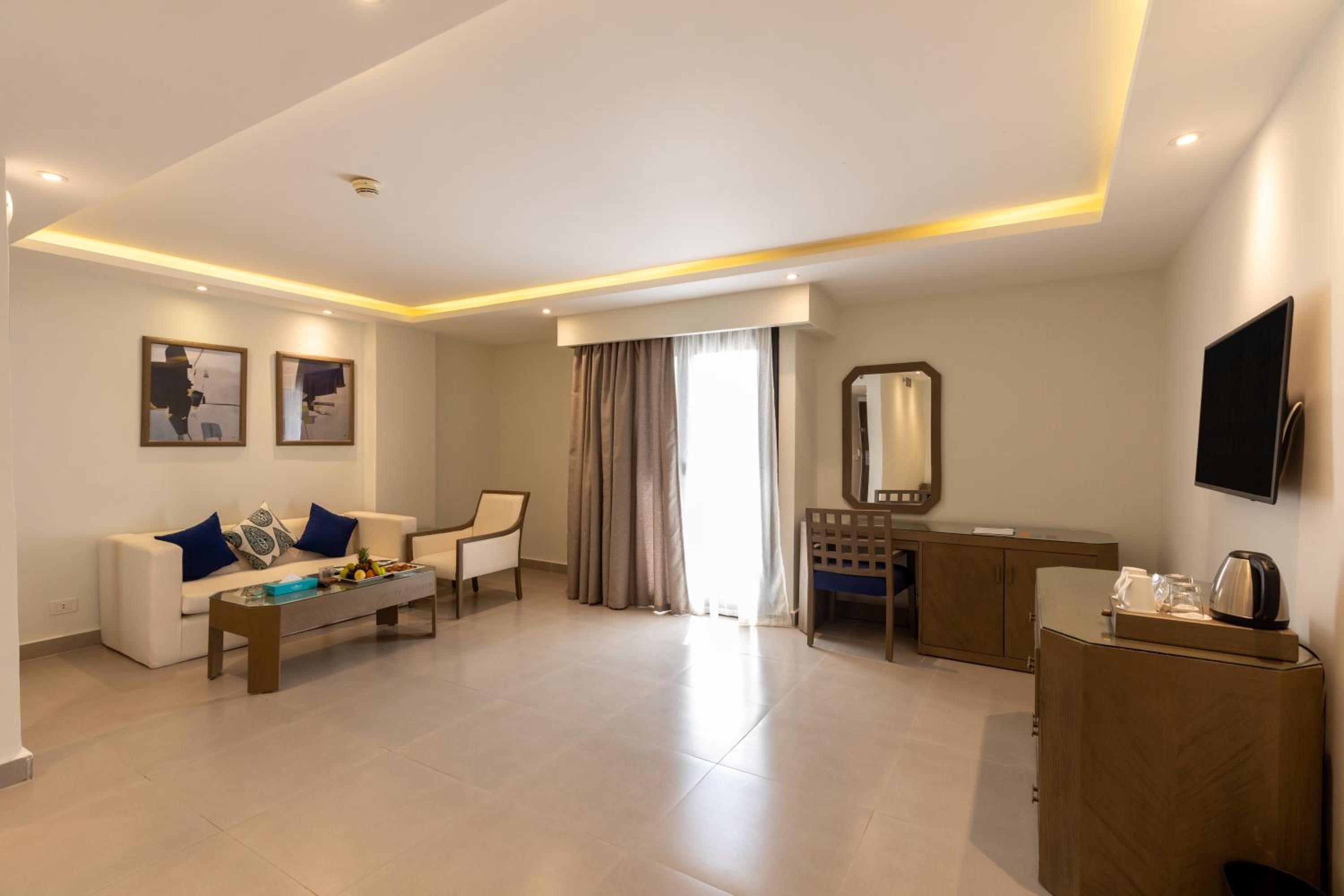 Junior Suite - Photo 5