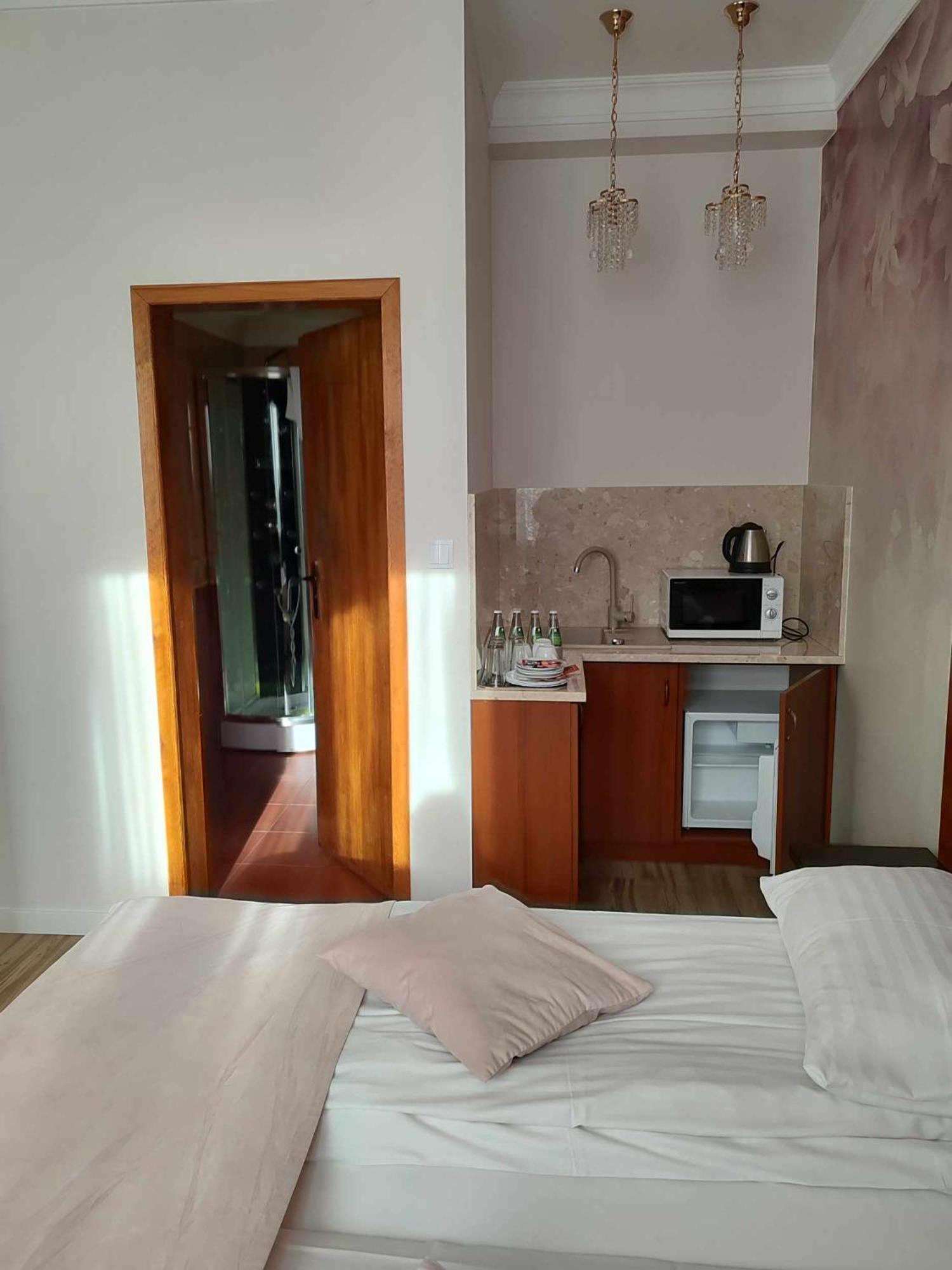 Two-Bedroom Apartment - Photo 16