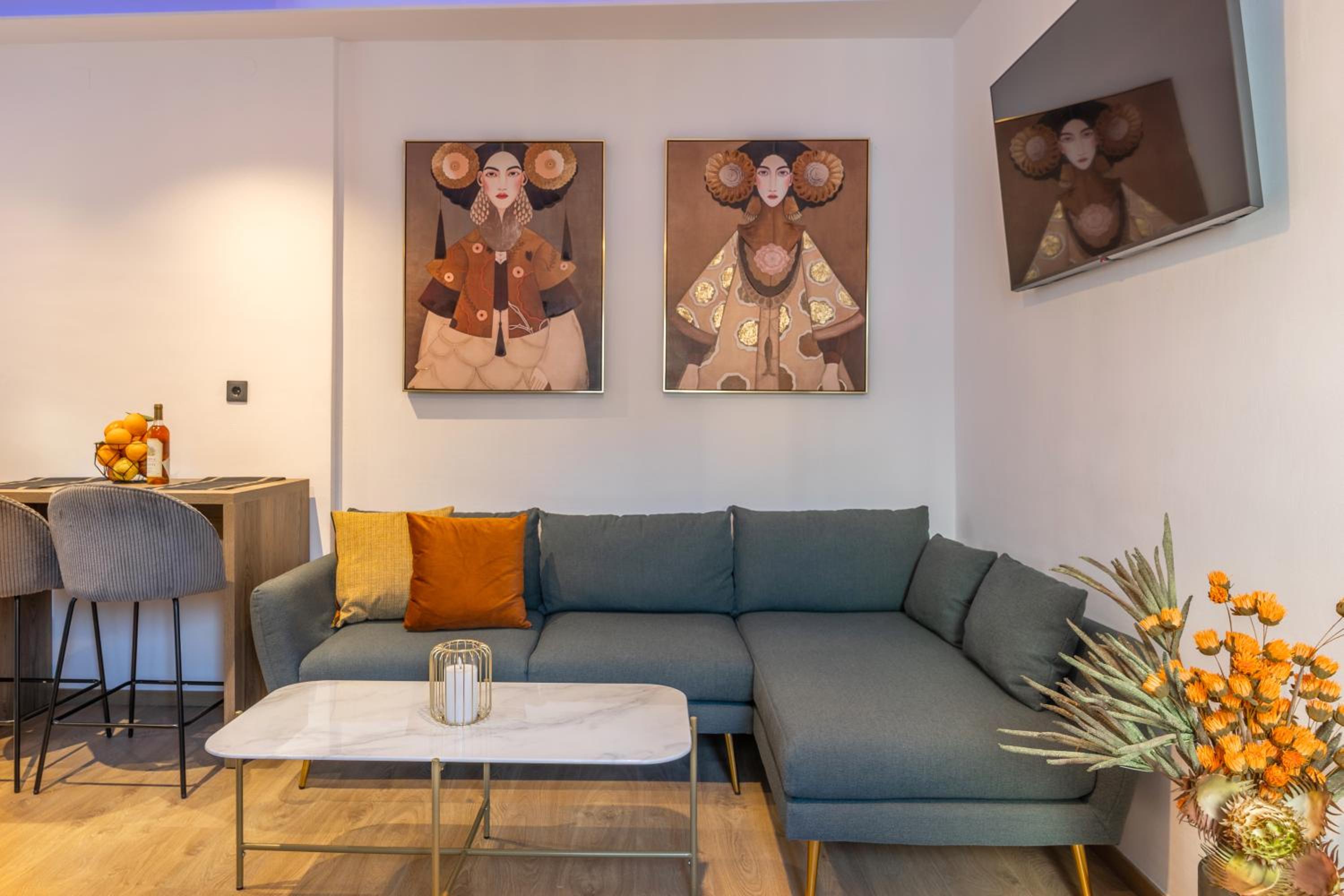 One-Bedroom Apartment