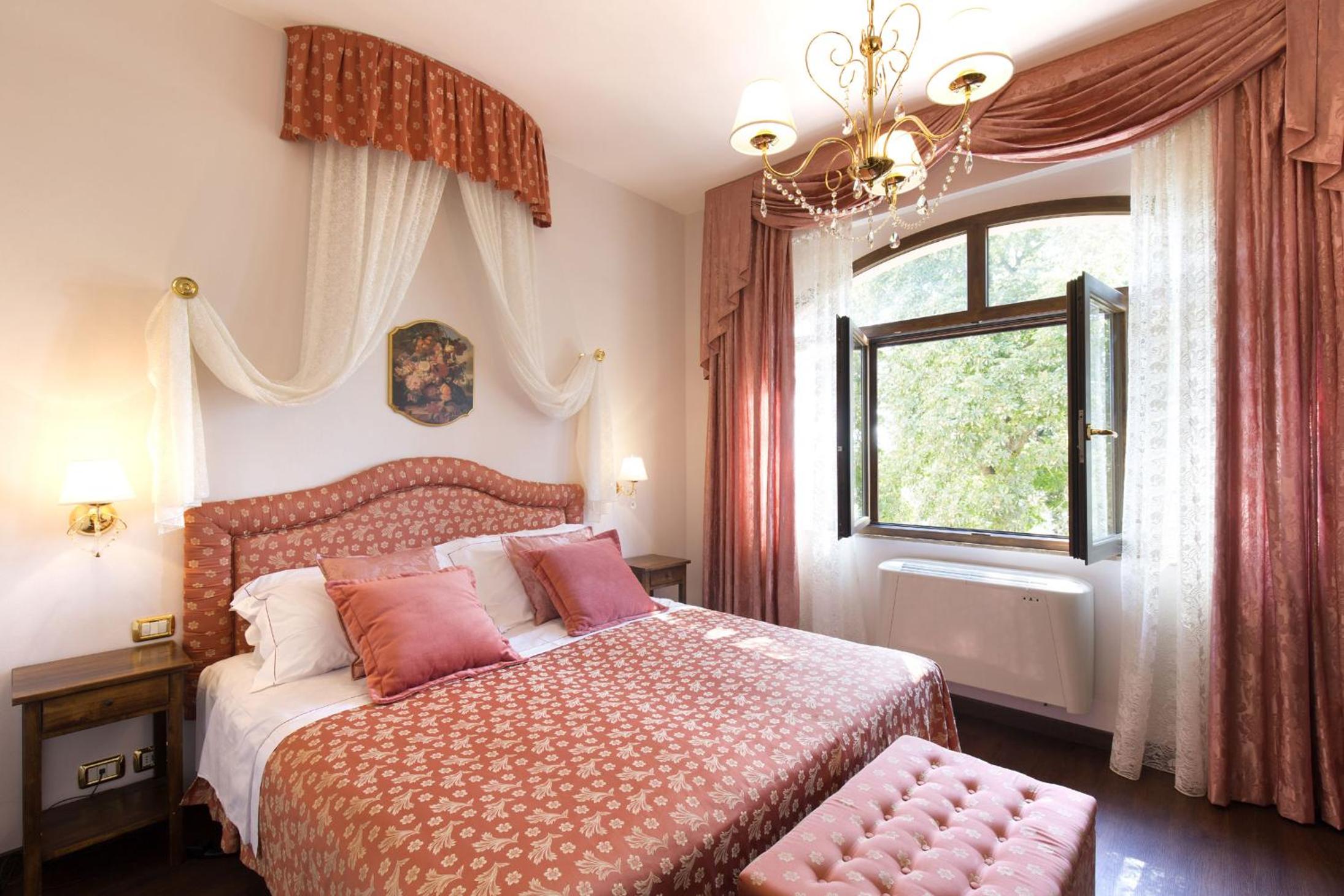 Superior Triple Room with Spa Access - Annex