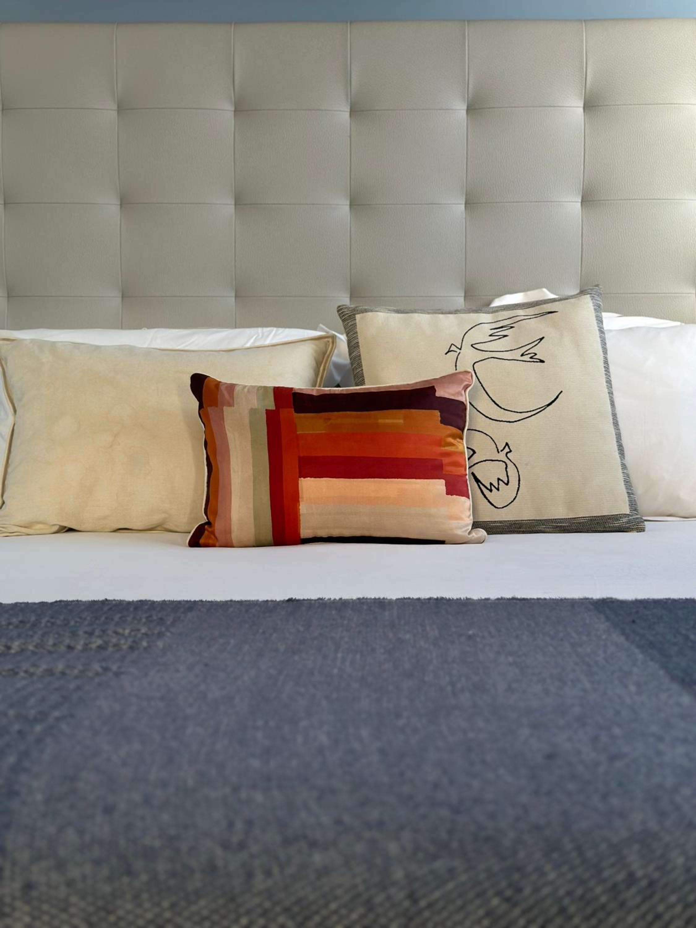 One-Bedroom Apartment - Photo 4