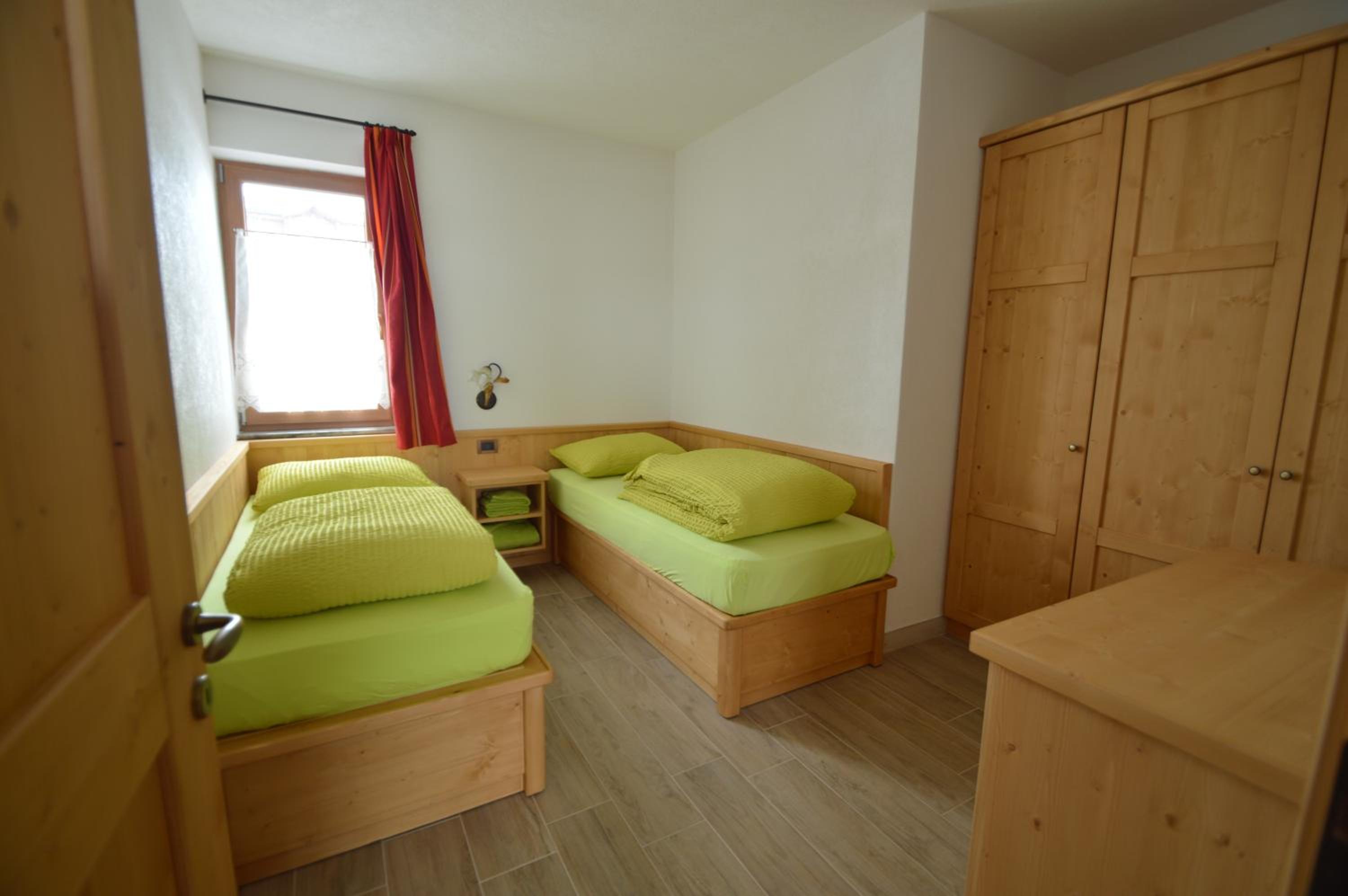 Two-Bedroom Apartment - Photo 7