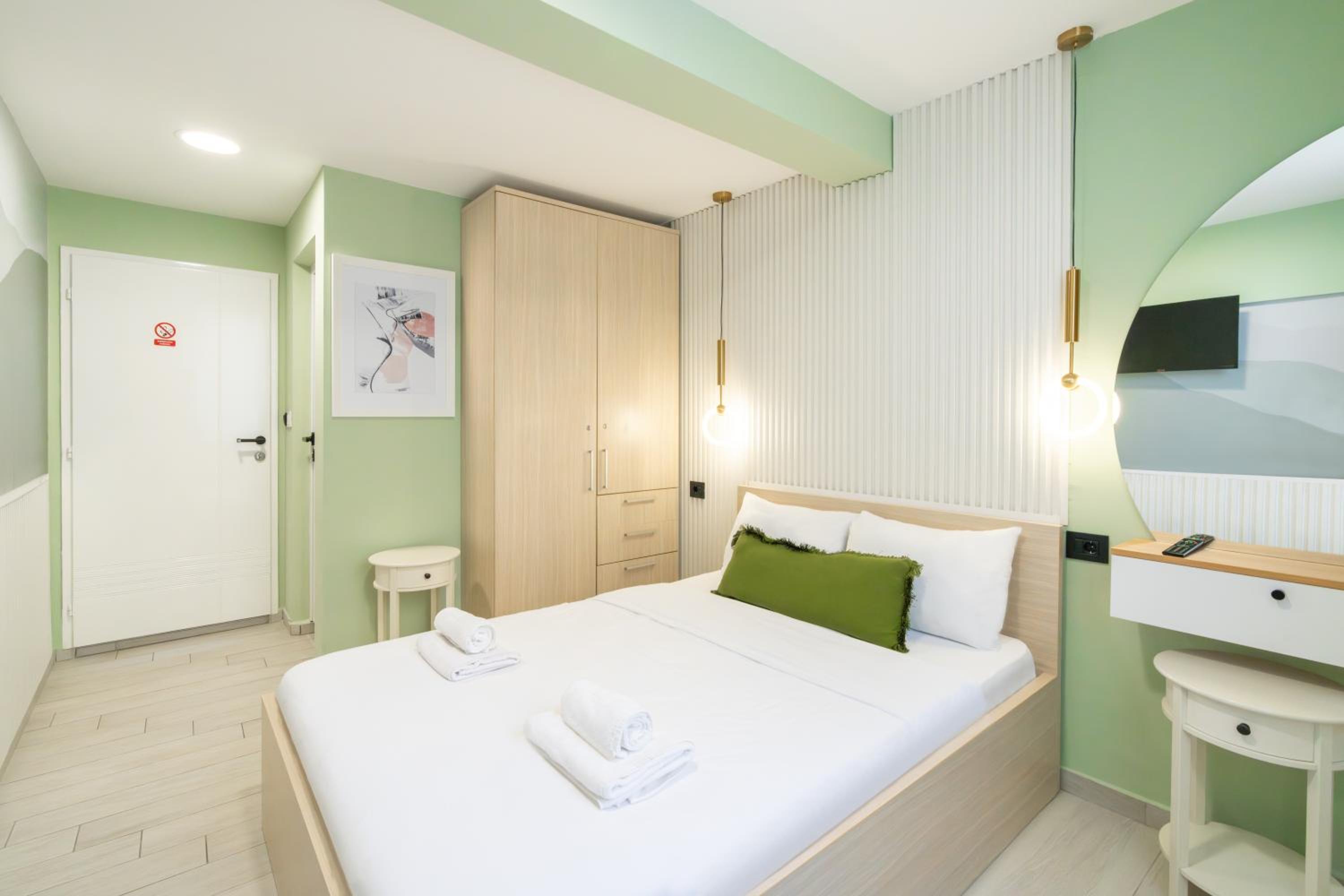 Standard Double Room - Photo 2