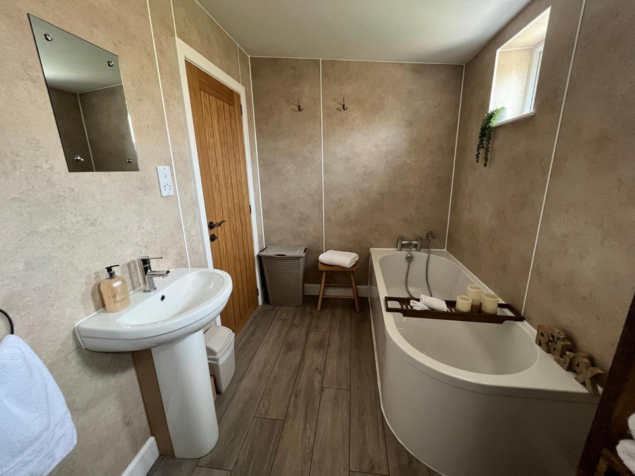 Two-Bedroom House photo 2