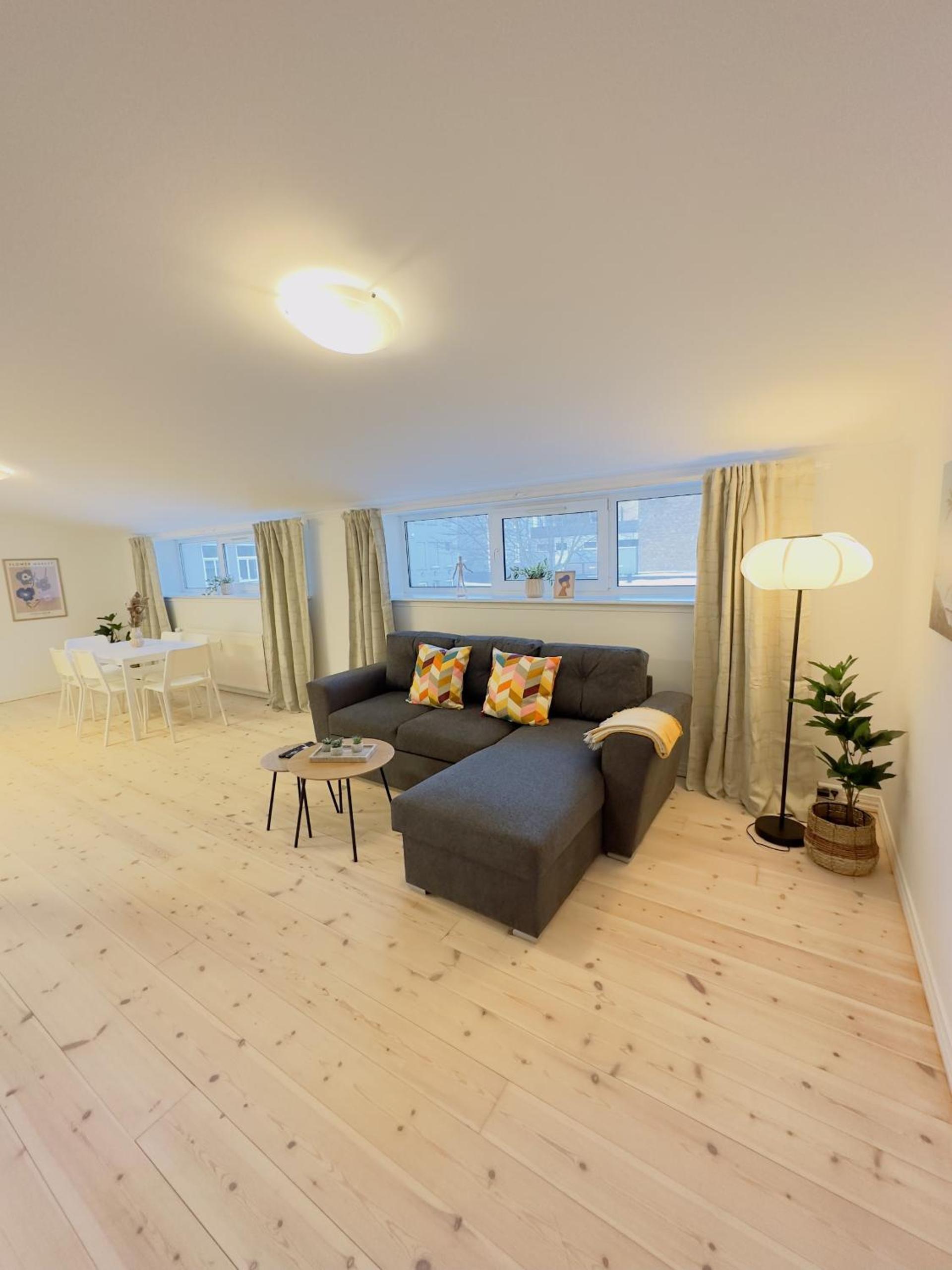 Apartment photo 1