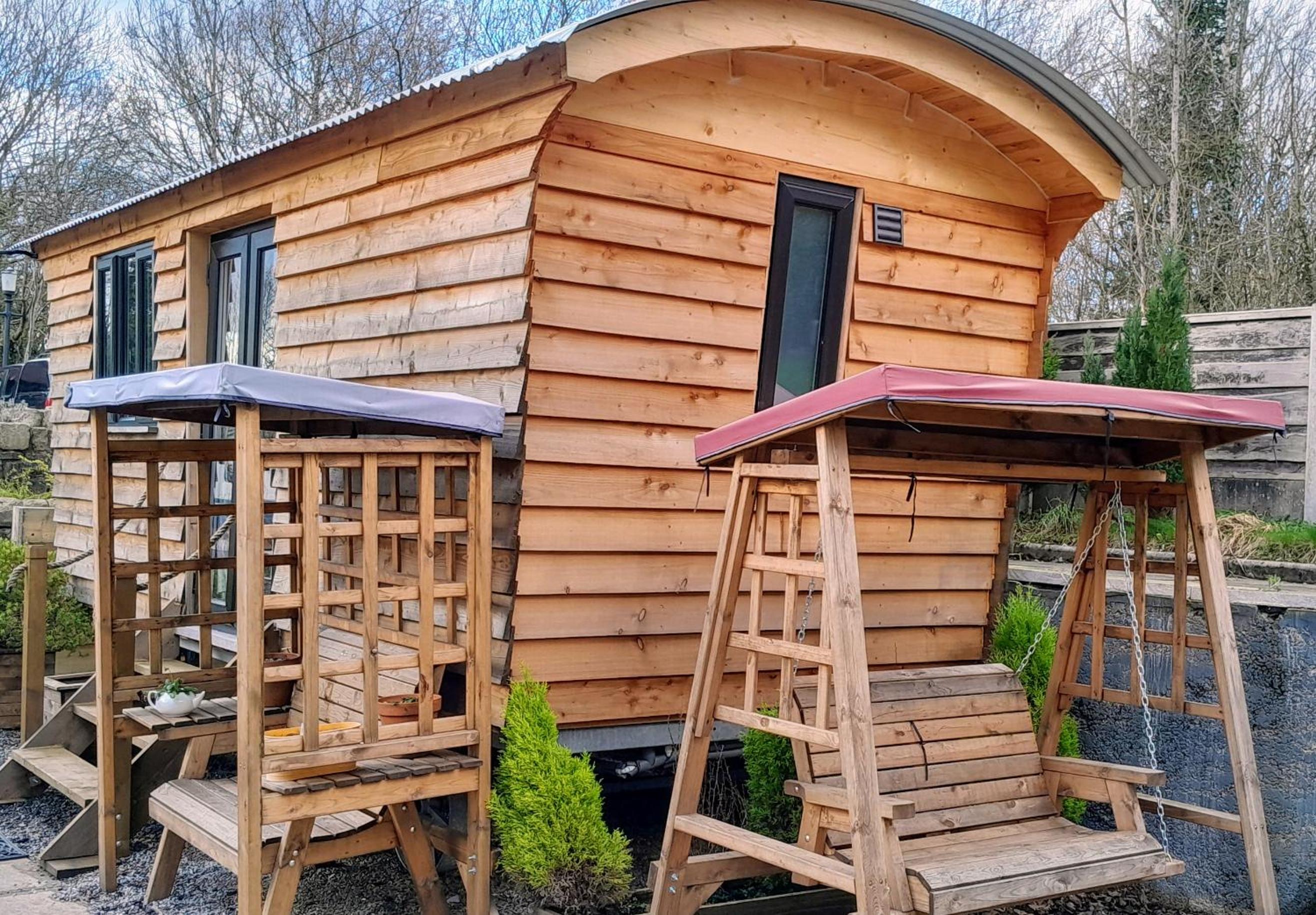 Deluxe Shepherds Hut - Photo 2