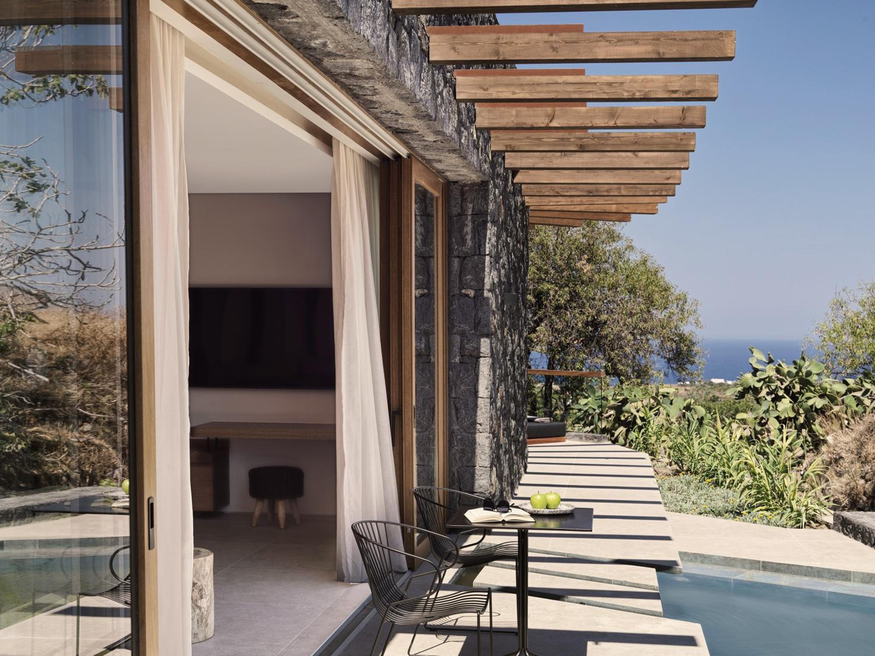 Magma Suite with Private Pool photo 3