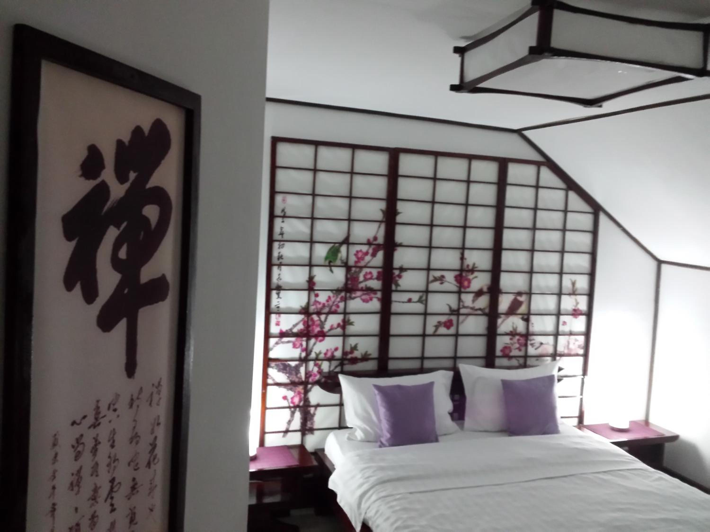 Purple Suite - Split Level photo 3