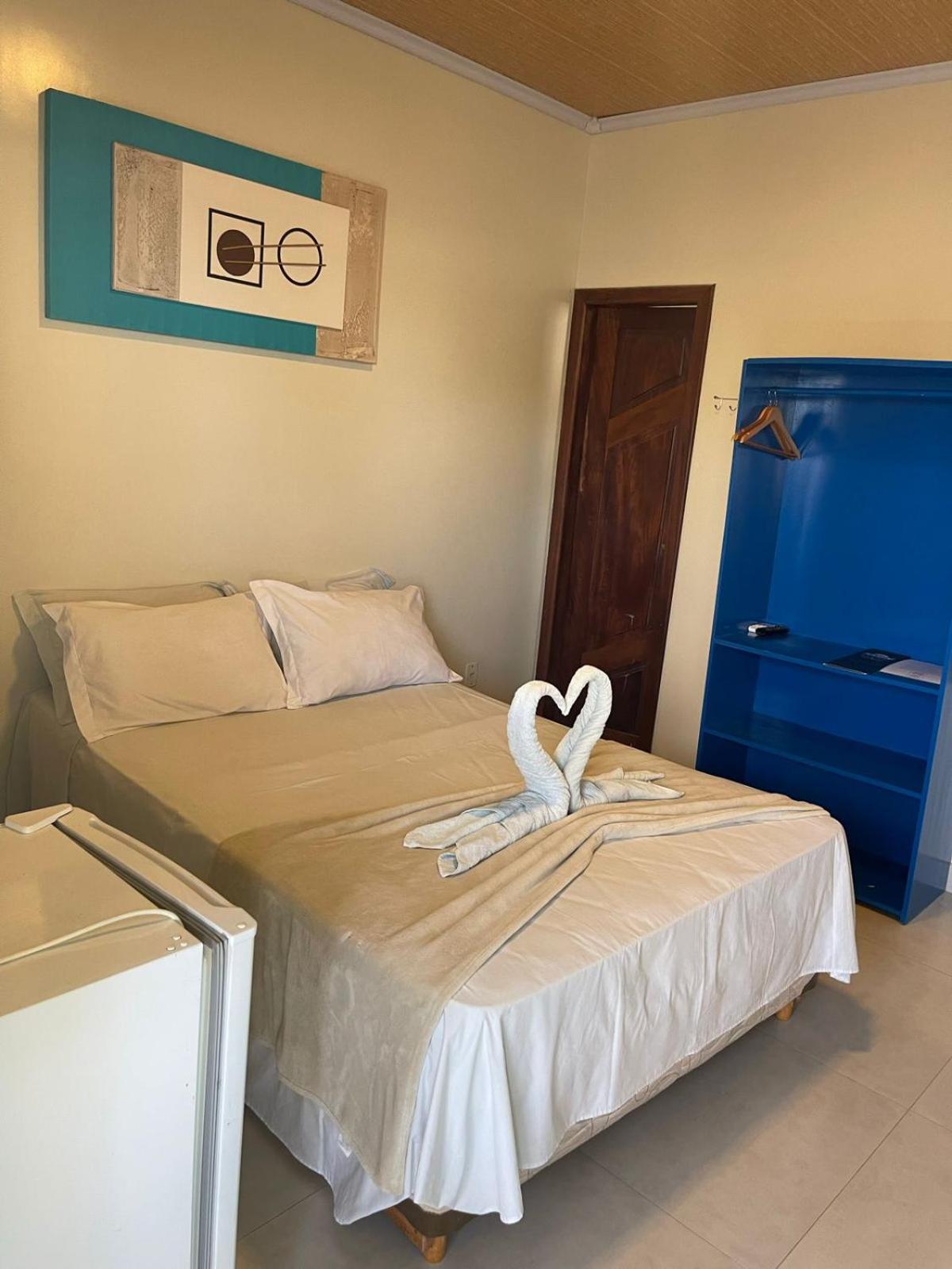 Large Double Room - Photo 2