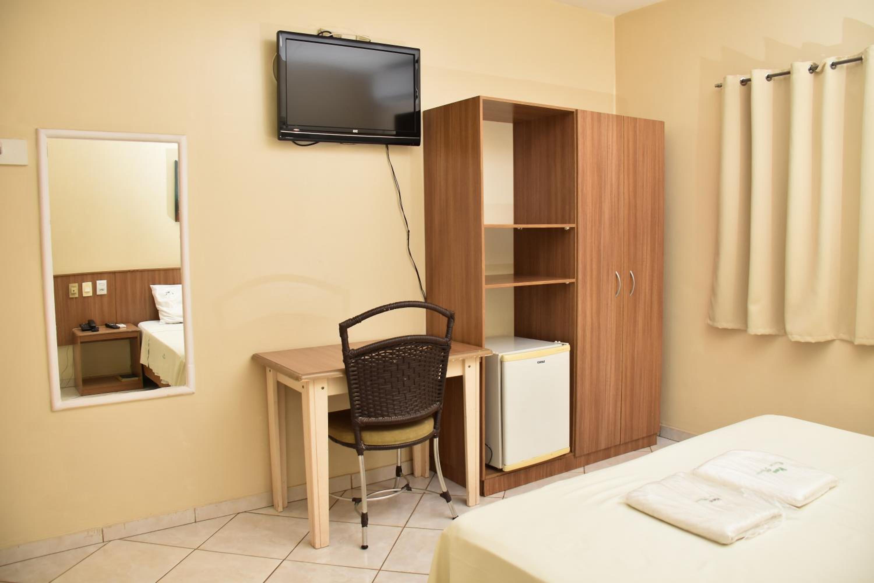 Deluxe Double Room with Shower photo 2