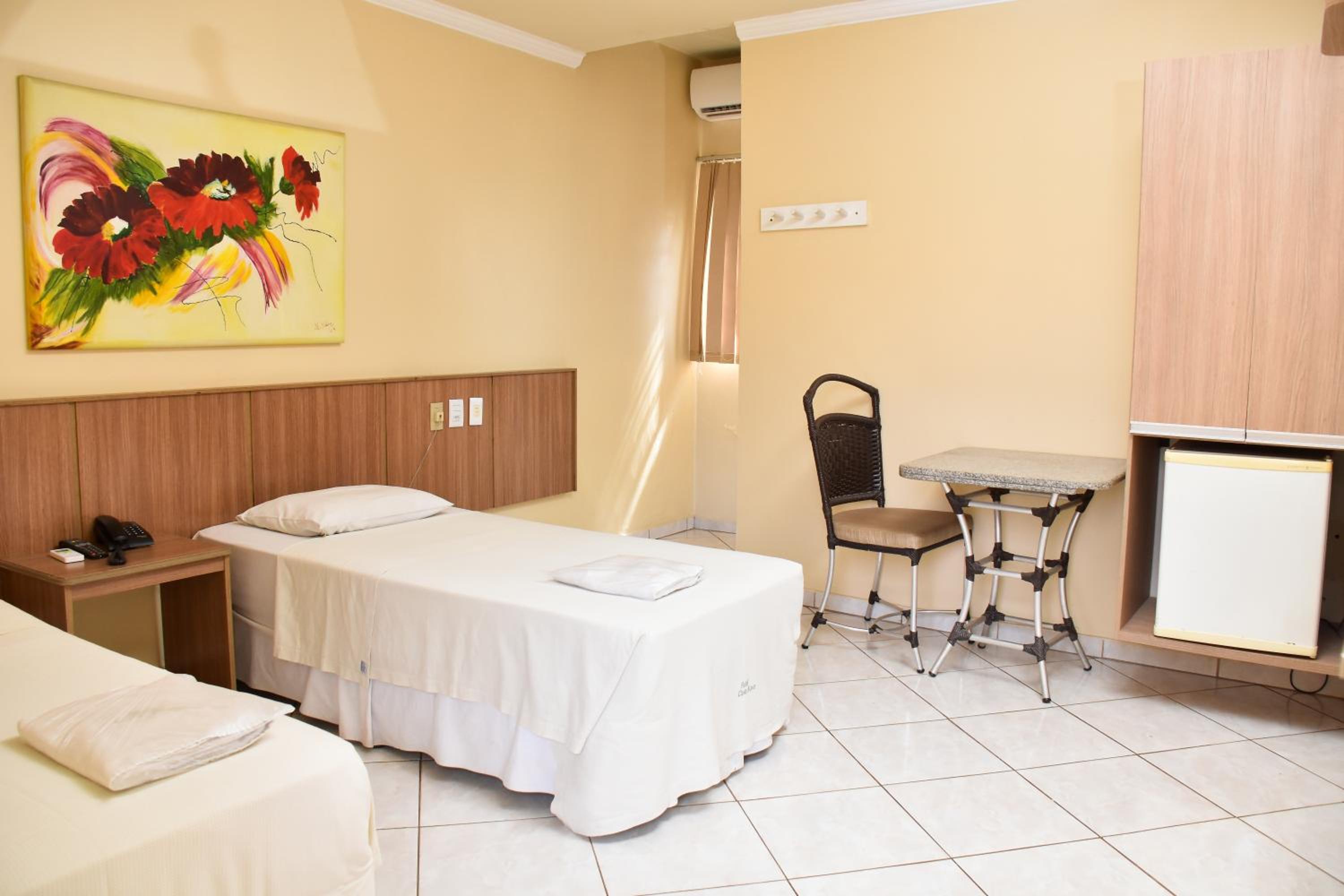 Deluxe Double Room with Shower photo 3