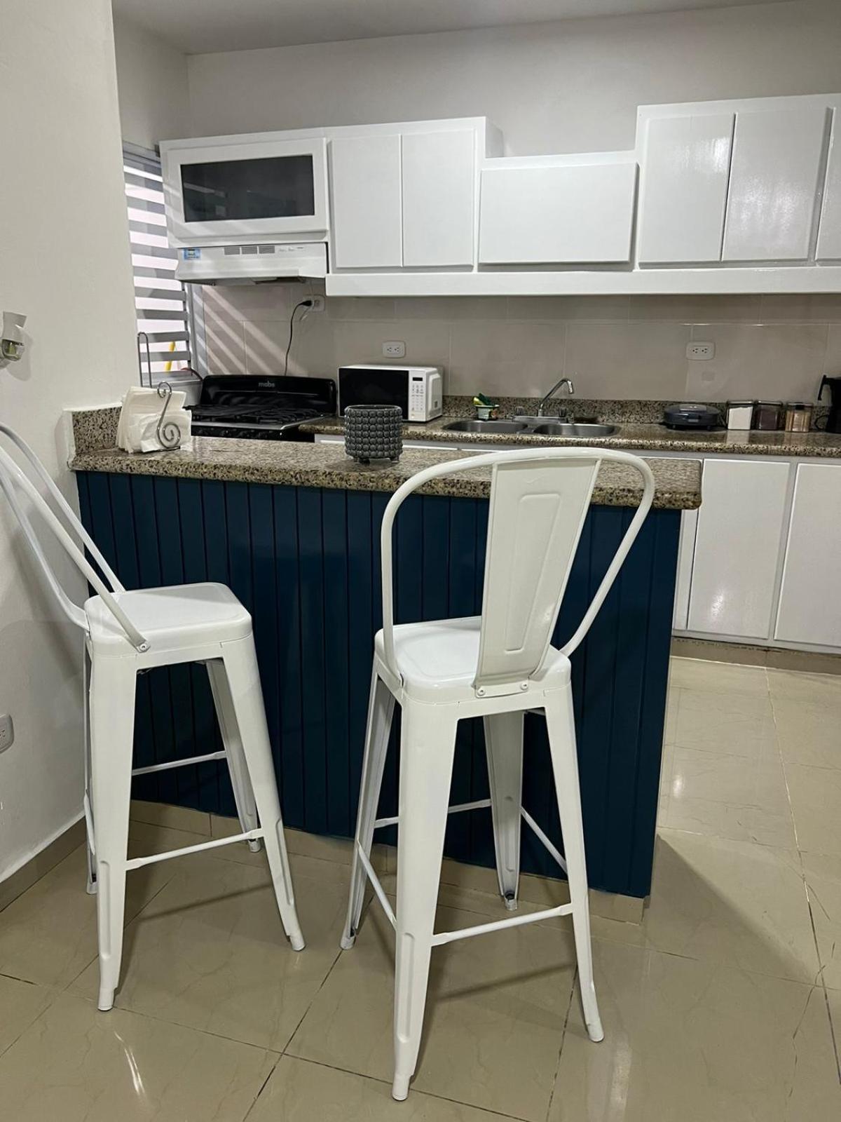 Three-Bedroom Apartment - Photo 4