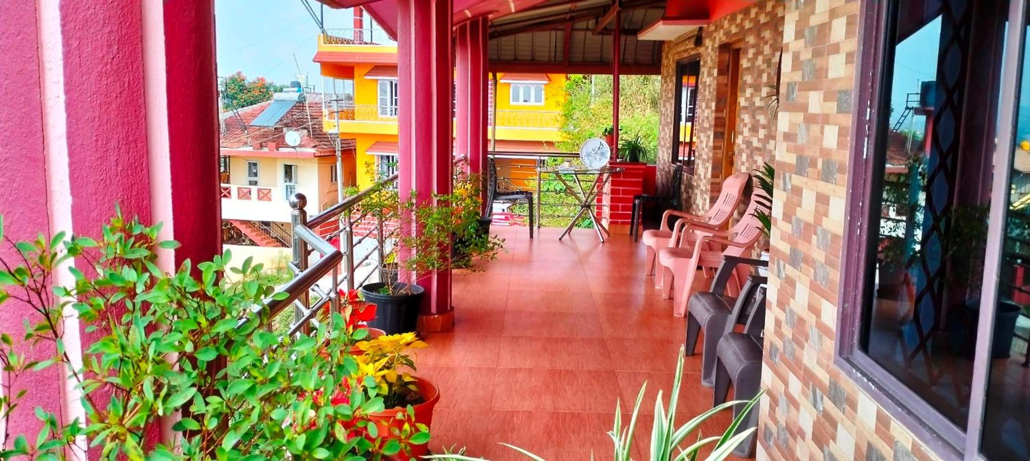 Deluxe Double Room with Balcony - Photo 21