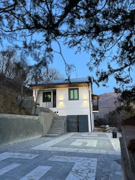 Three-Bedroom House photo 1