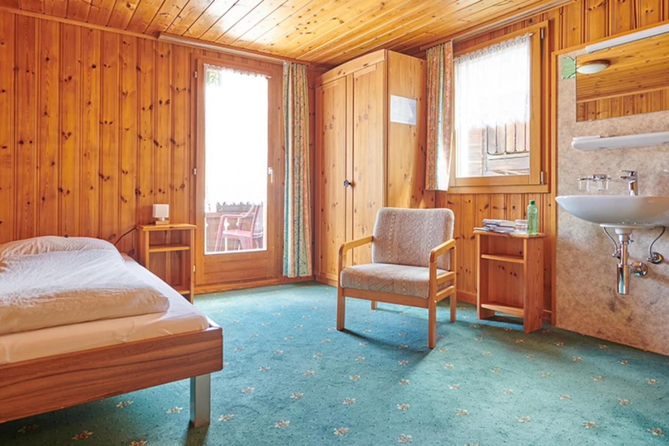 Single Room with Shared Bathroom