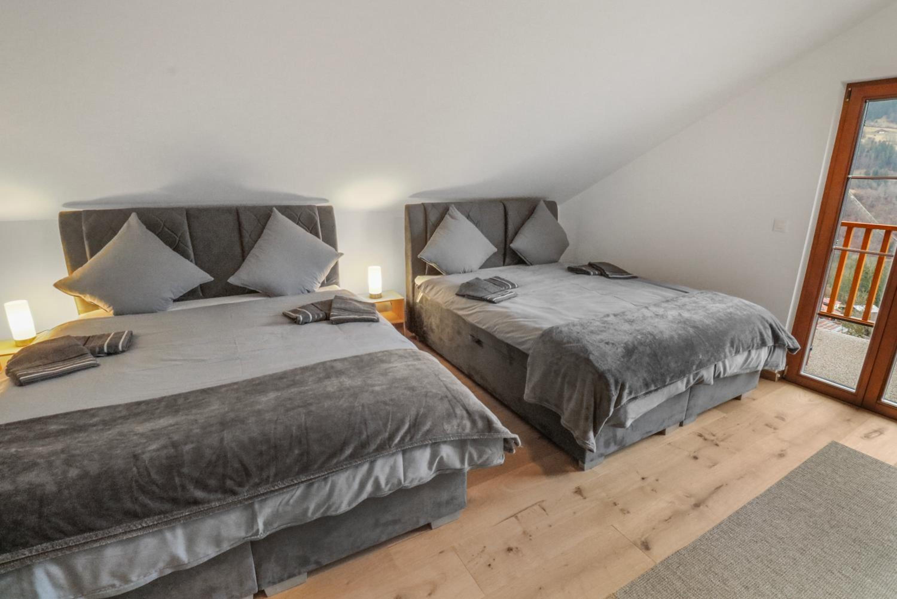 Three-Bedroom Chalet photo 3