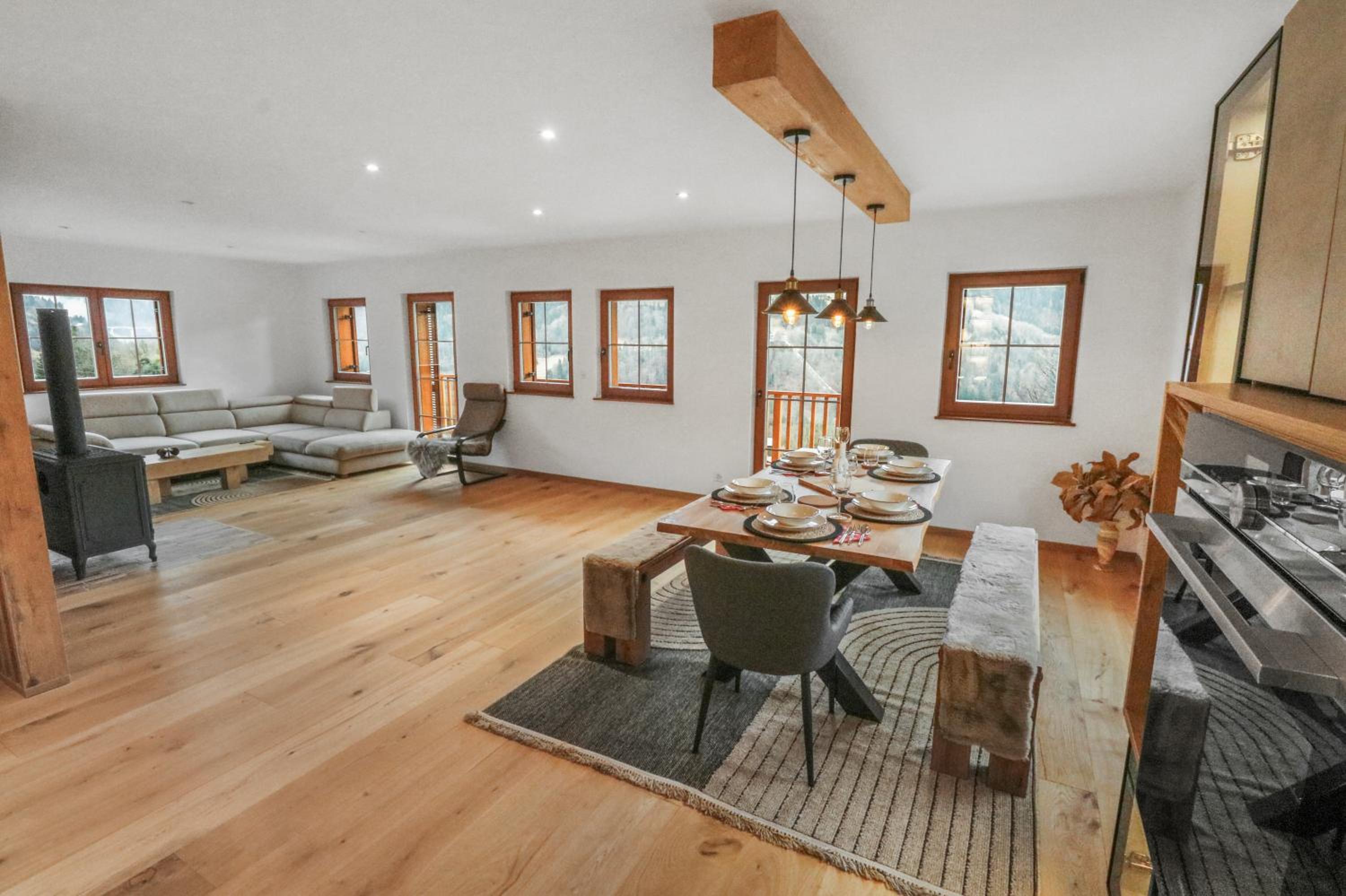 Three-Bedroom Chalet photo 1