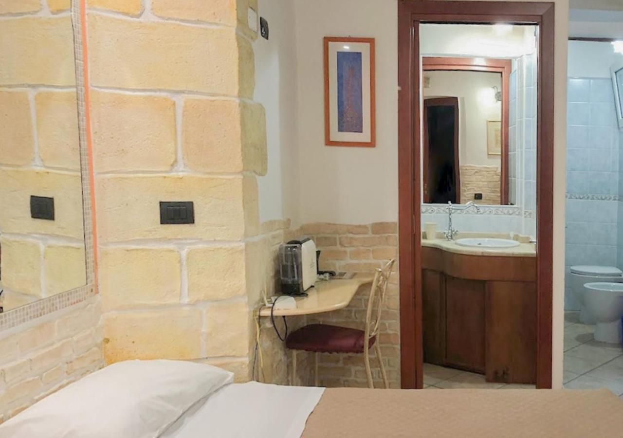 Standard Single Room photo 2