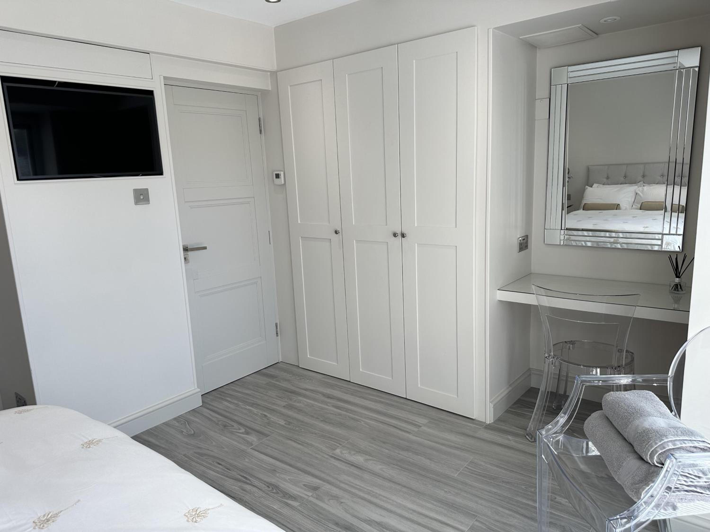 Apartment - Photo 8