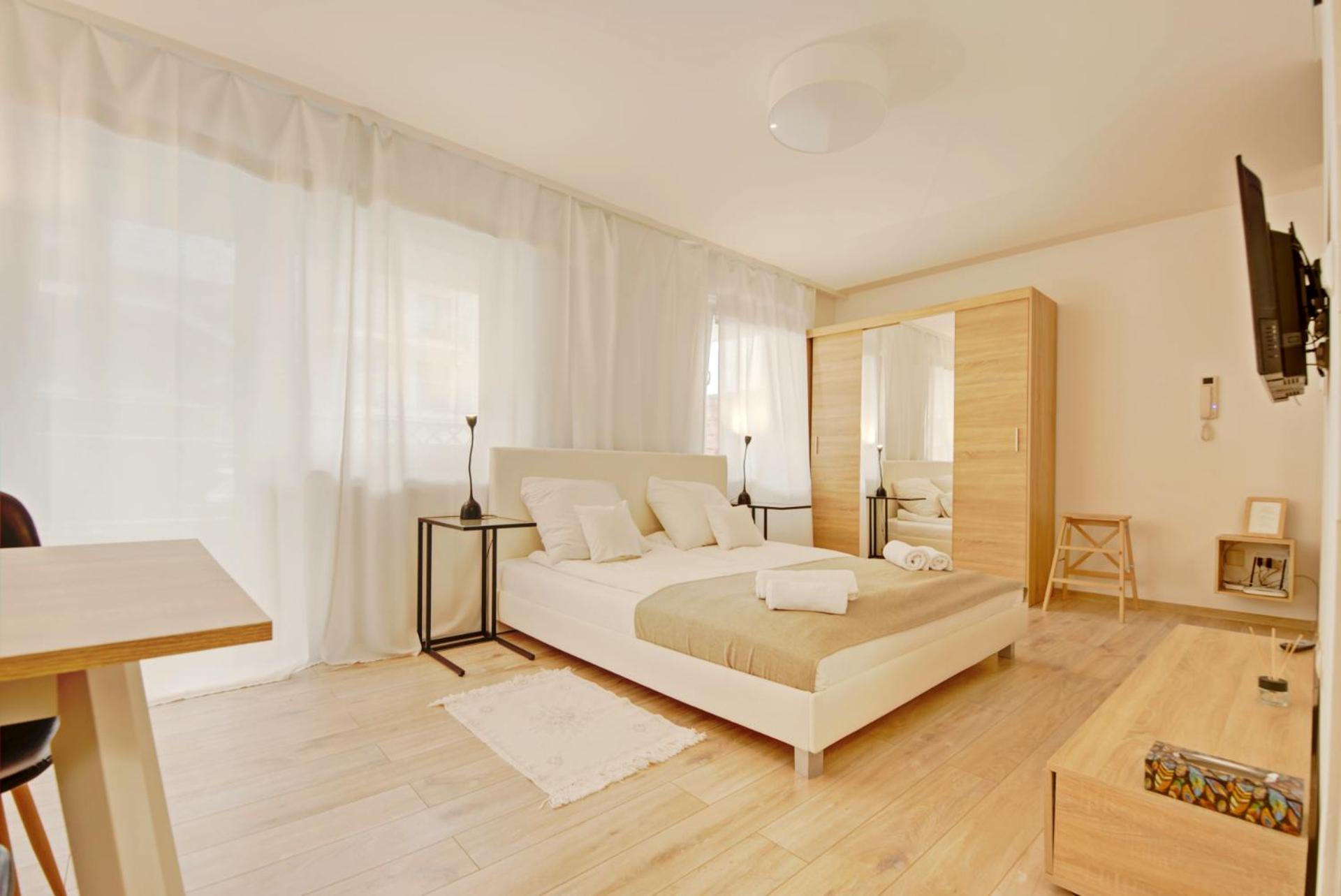 Apartment - Ground Floor photo 1