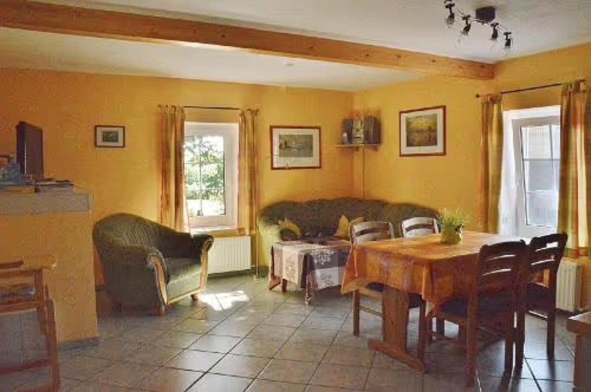 Two-Bedroom Deluxe Apartment with Garden View photo 1