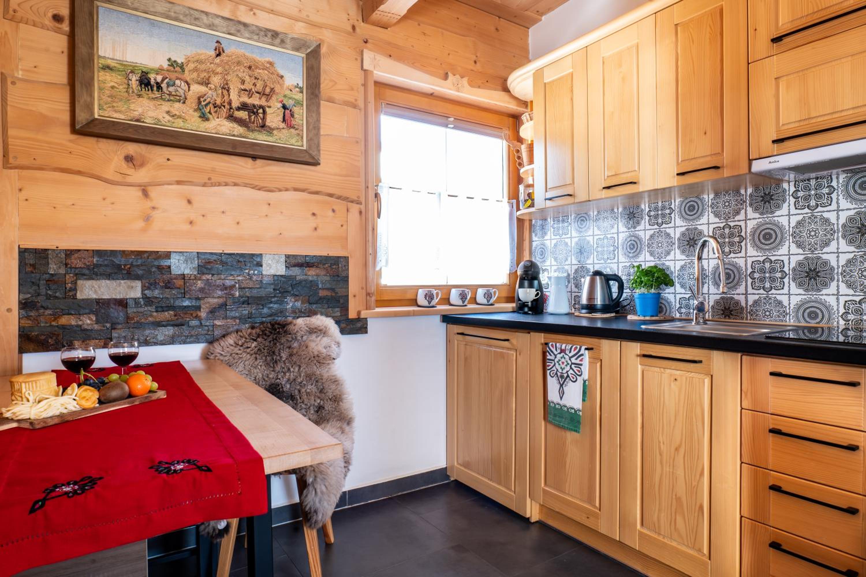 Three-Bedroom Chalet photo 2